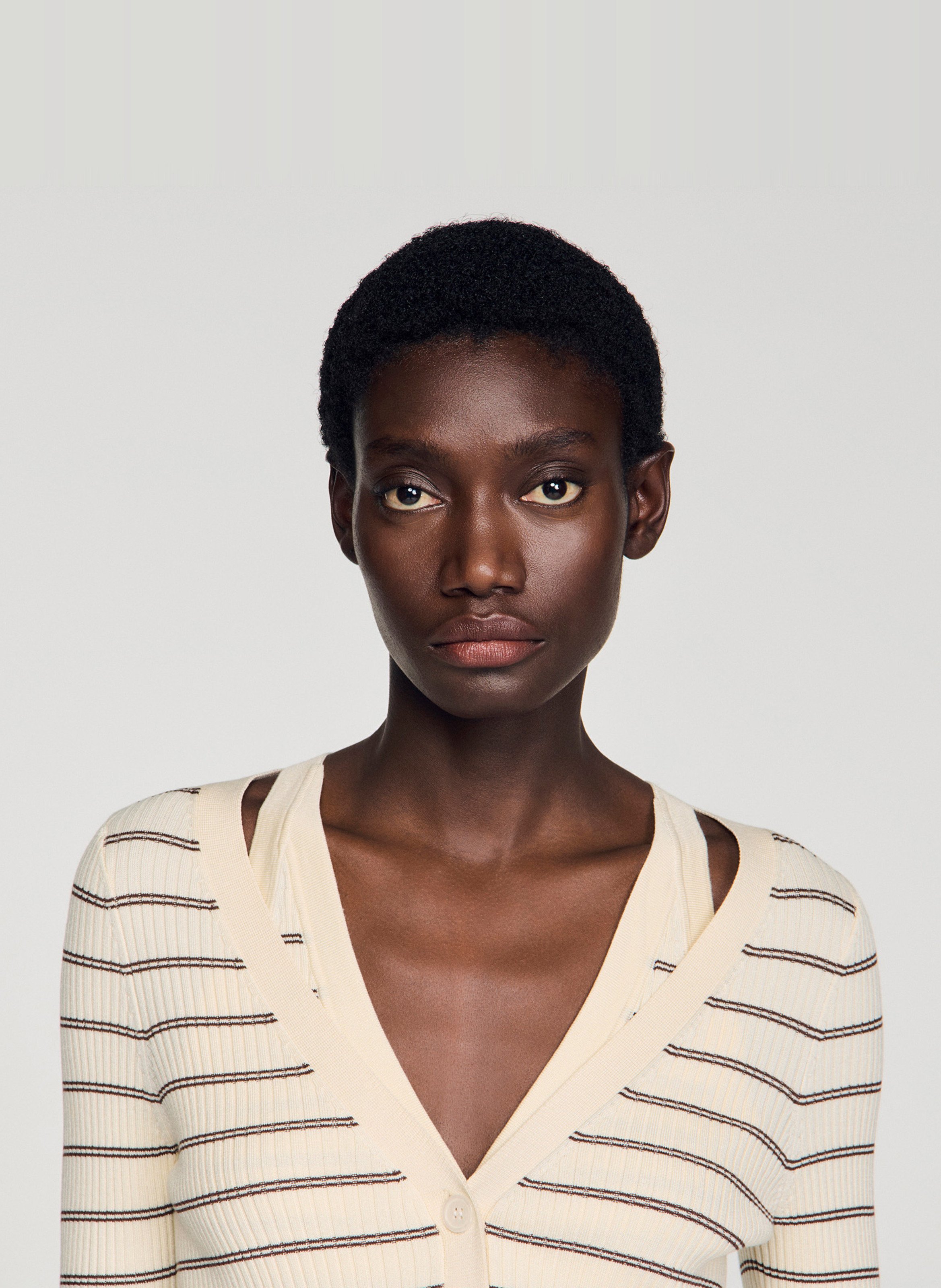 Cardigan cintré en maille rayée SANDRO Beige