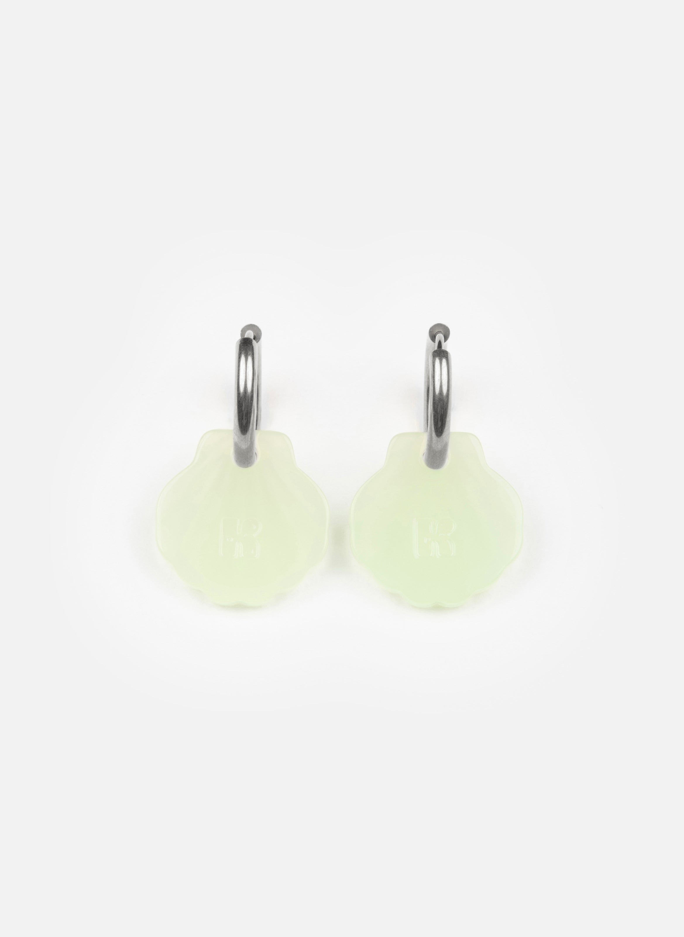 Boucles d'oreilles baby mermaid avec anneaux en acier inoxydable argenté KURAGE GINZA Vert