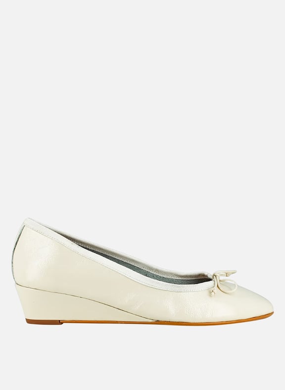 Ballerines compensées en cuir vernis airelle Blanc by JONAK JONAK Ballerines compensées en cuir vernis airelle Blanc