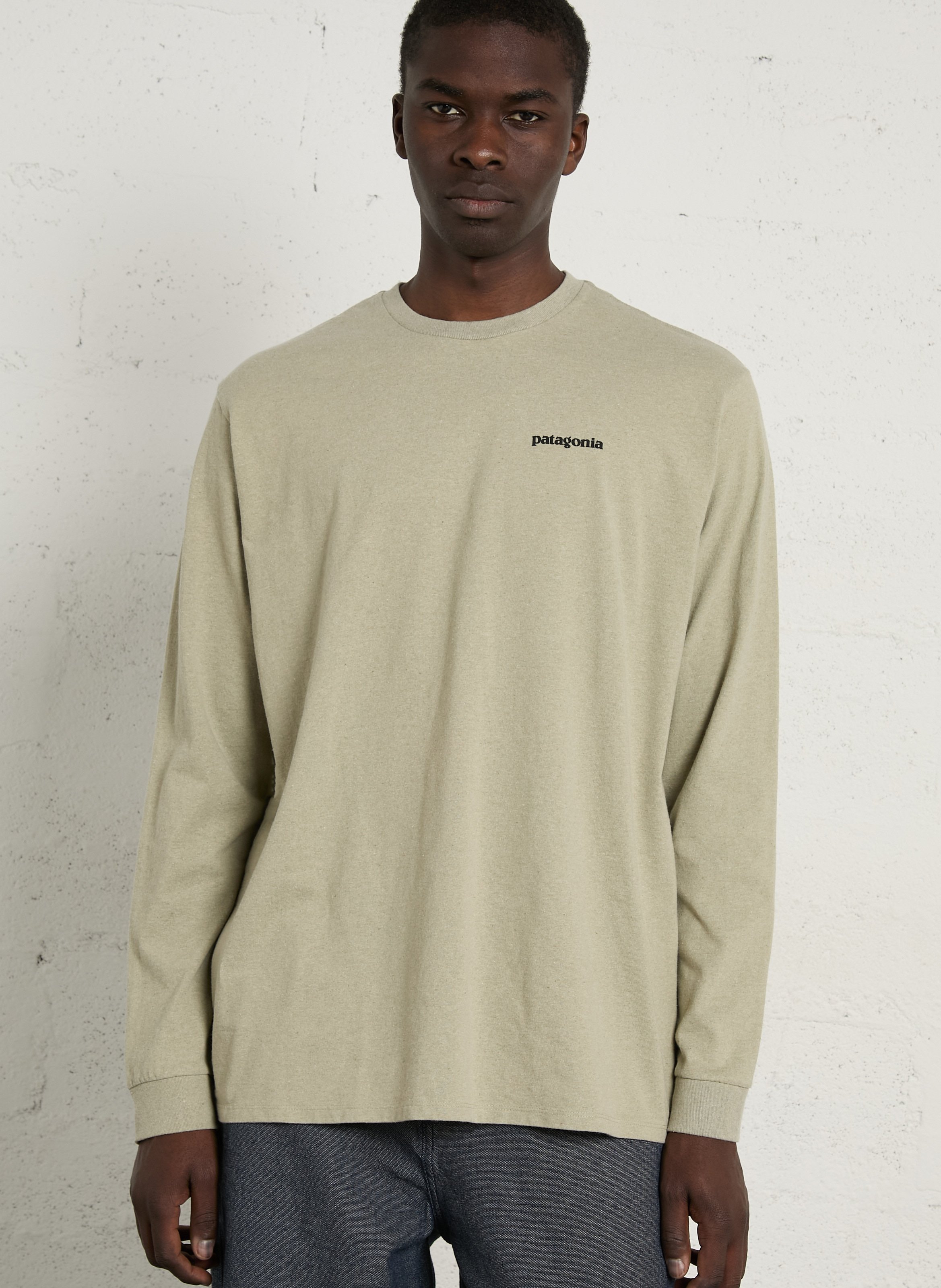 Tee-shirt col rond regular-fit sérigraphié en coton recyclé mélangé PATAGONIA Beige