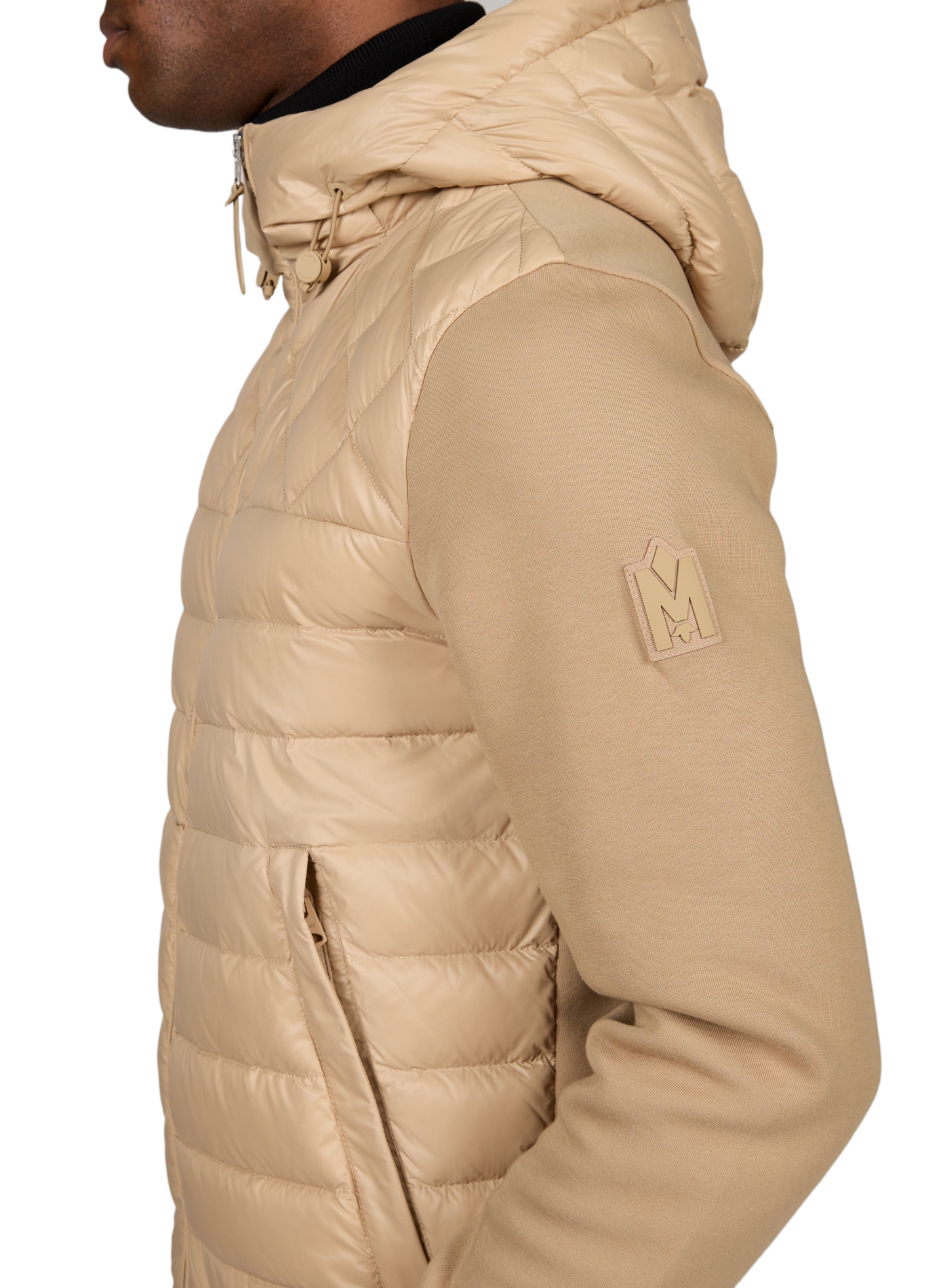 Leichte gerade gesteppte Kapuzenjacke MACKAGE Beige