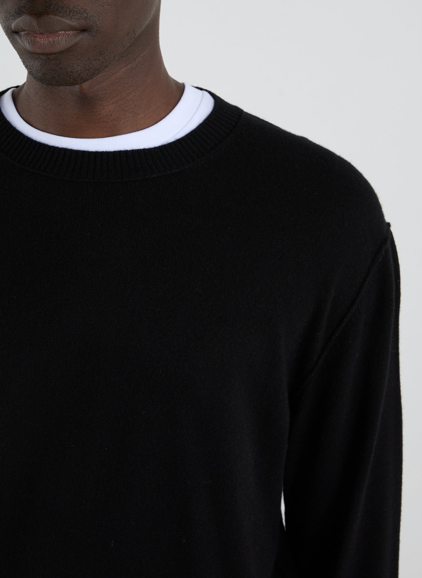 Pull col rond en cachemire CLOSED Noir