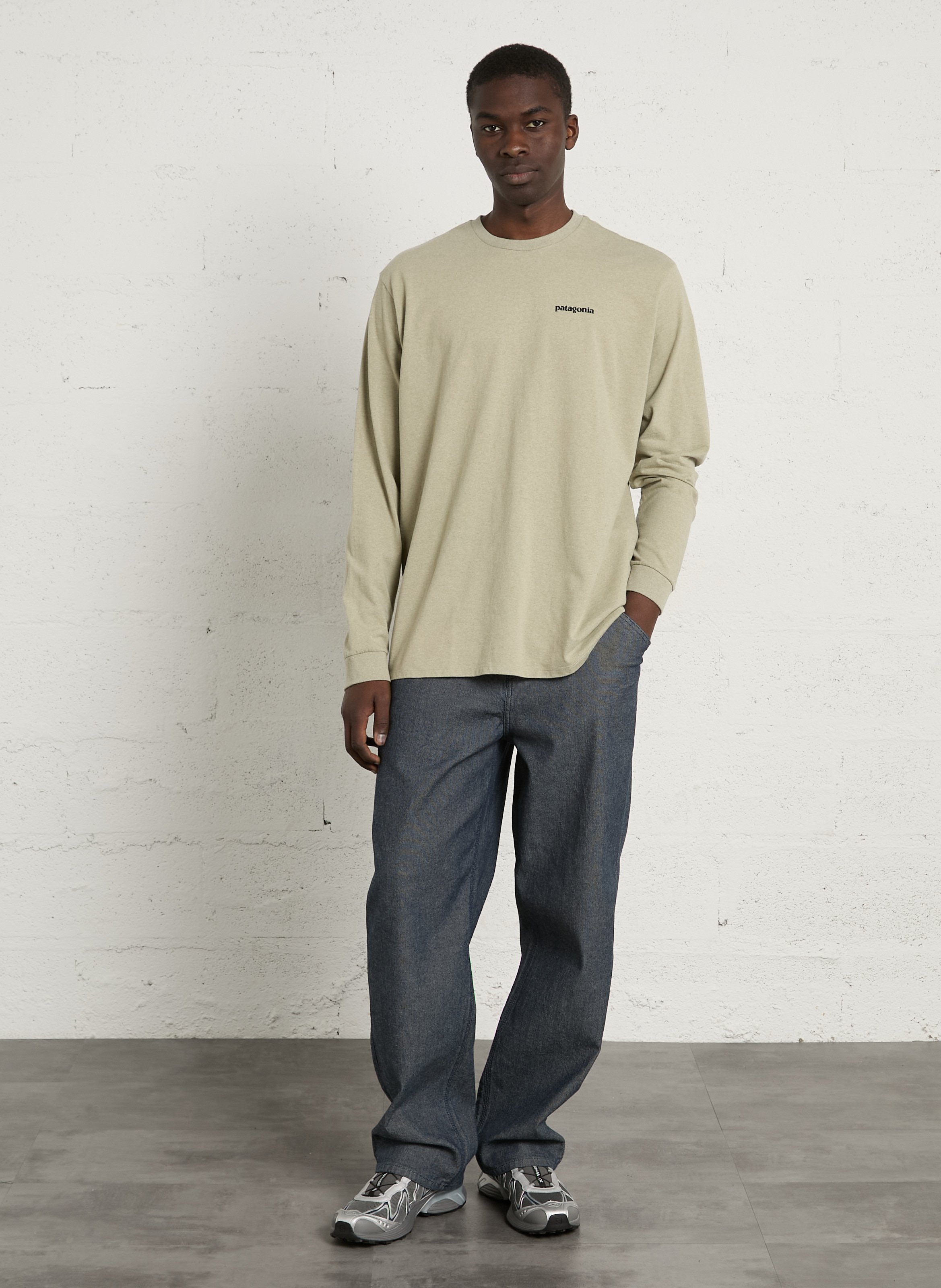 Tee-shirt col rond regular-fit sérigraphié en coton recyclé mélangé PATAGONIA Beige