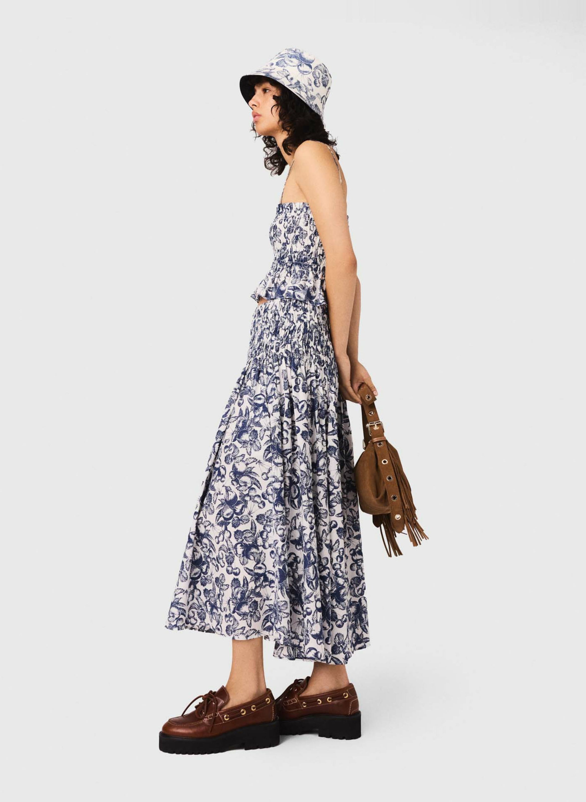 Jupe midi évasée à imprimé cerise MAJE Bleu