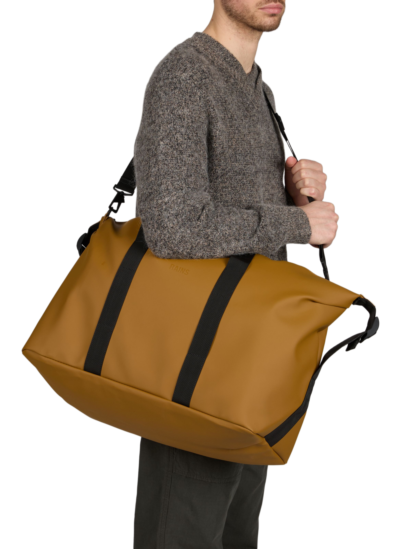 Hilo weekend bag RAINS Brown