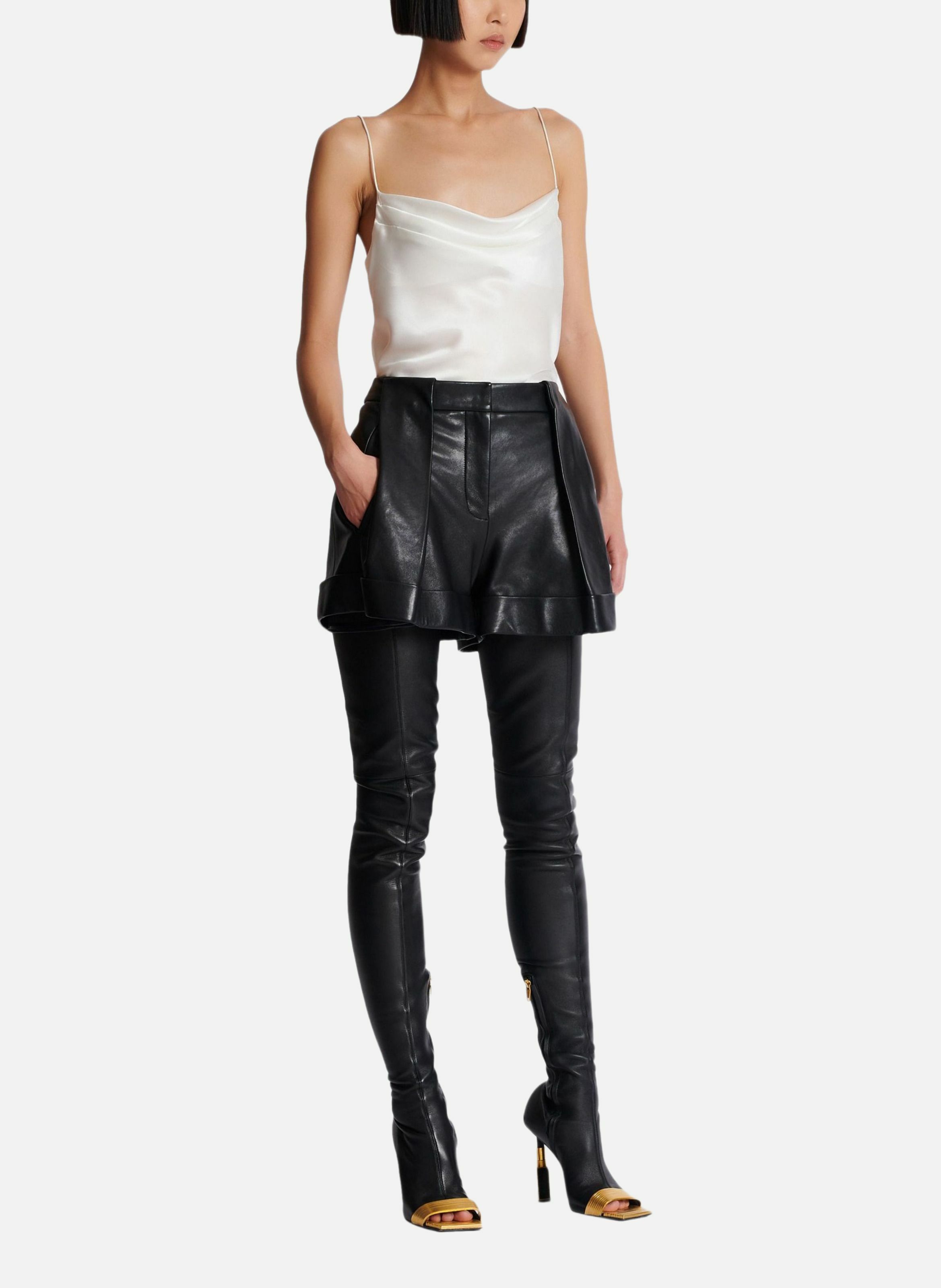 Short à plis en cuir d'agneau BALMAIN Noir