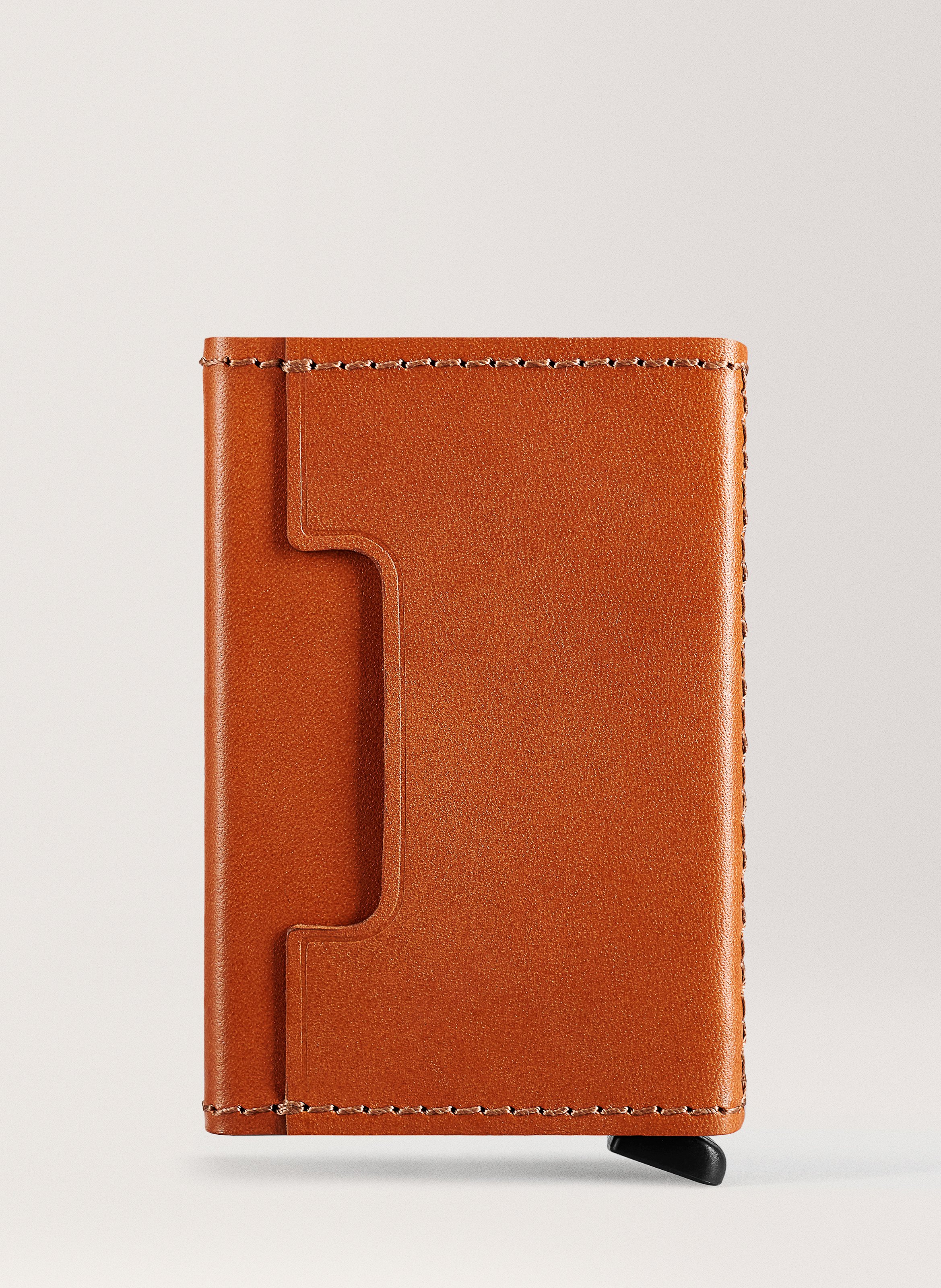 Porte-cartes 'The Cardprotector' en cuir vachetta CARL FRIEDRIK Marron