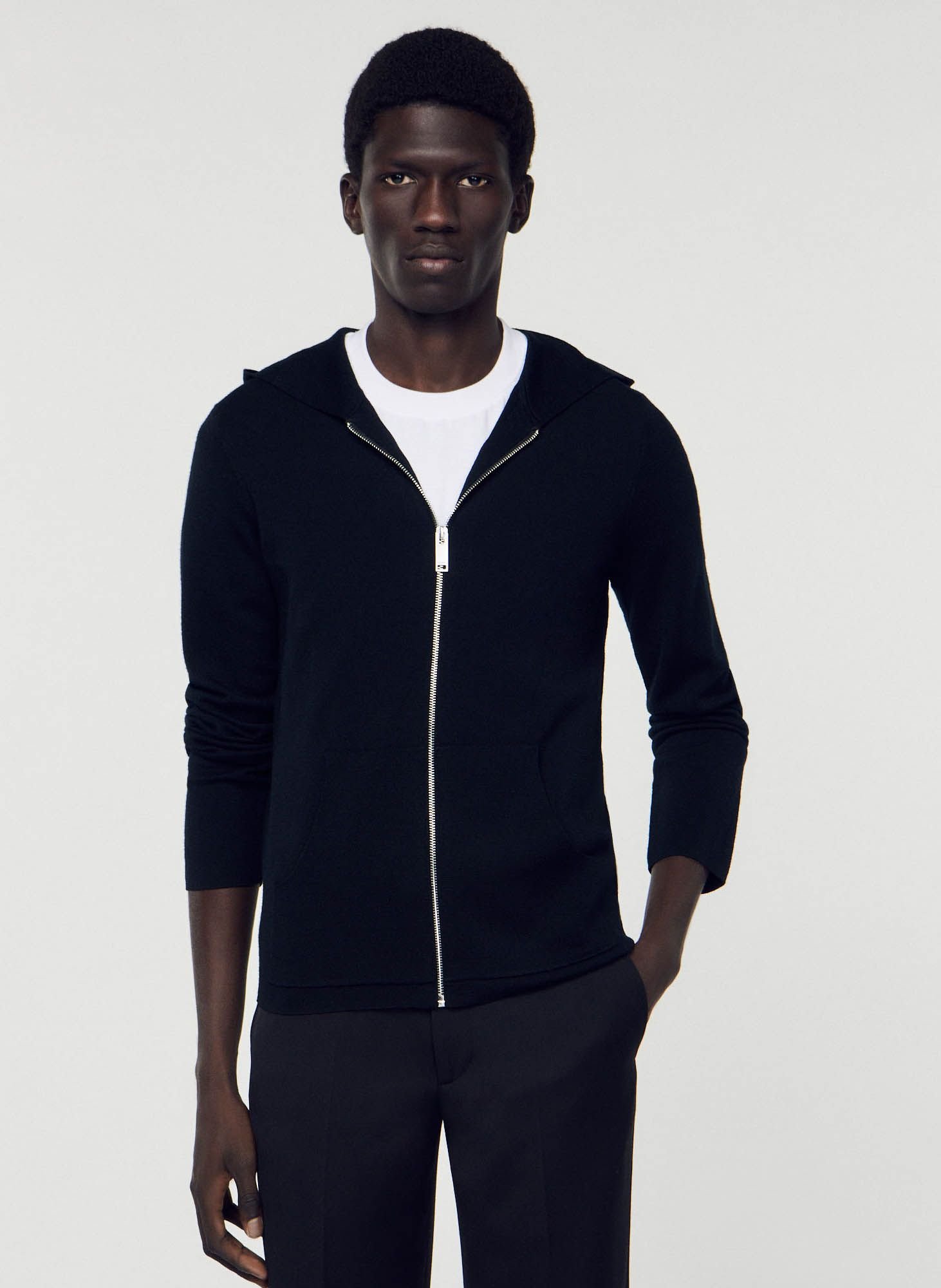 SANDRO Gilet regular-fit  à capuche zippé en laine Noir