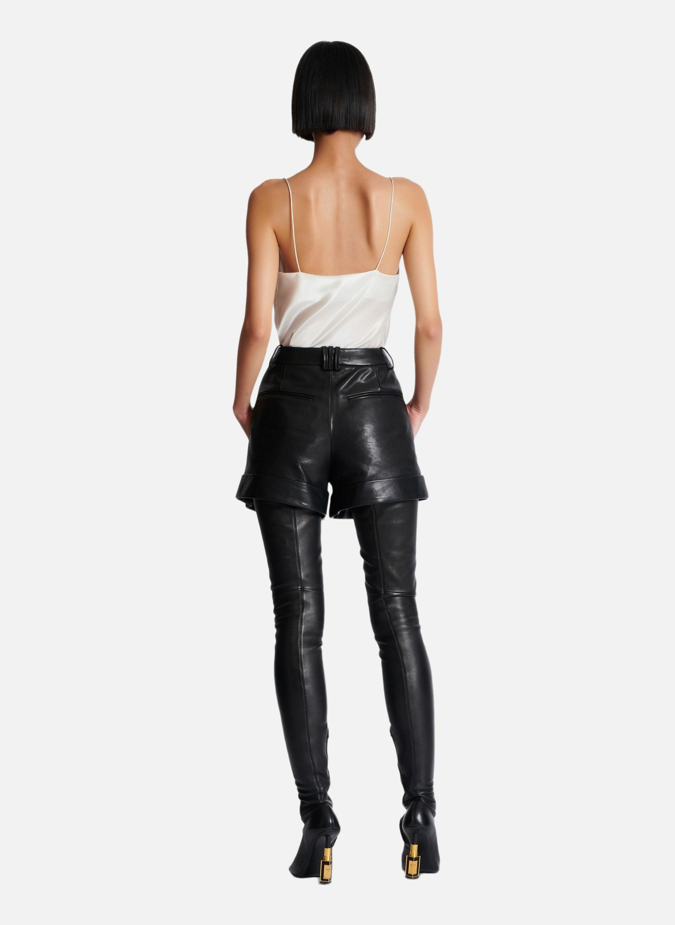 Short à plis en cuir d'agneau BALMAIN Noir