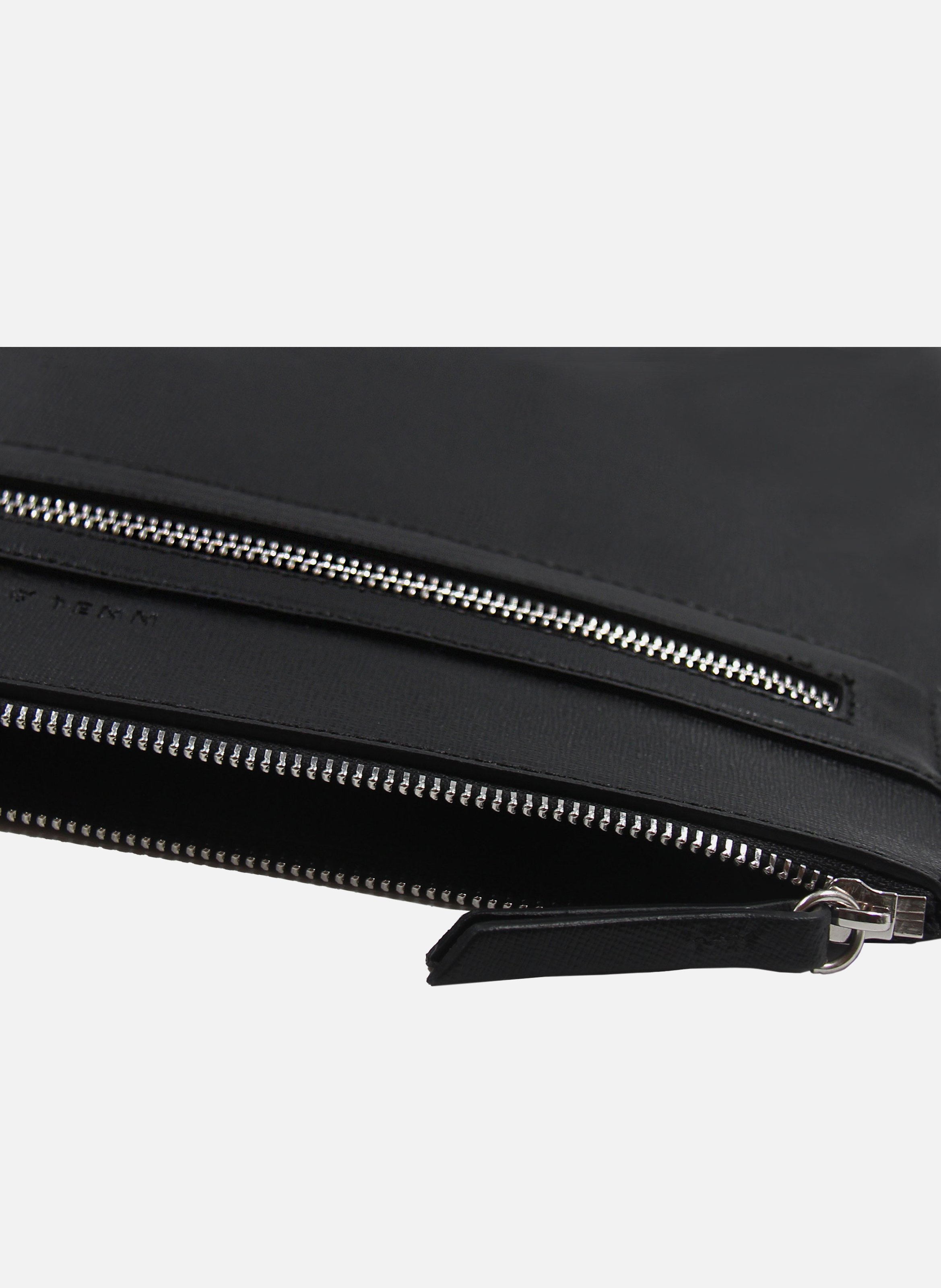 Pochette ordinateur cuir gravé Noir