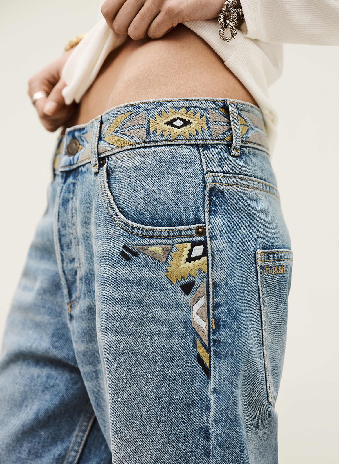 Jean droit taille basse à broderies rizie BA&SH Bleu