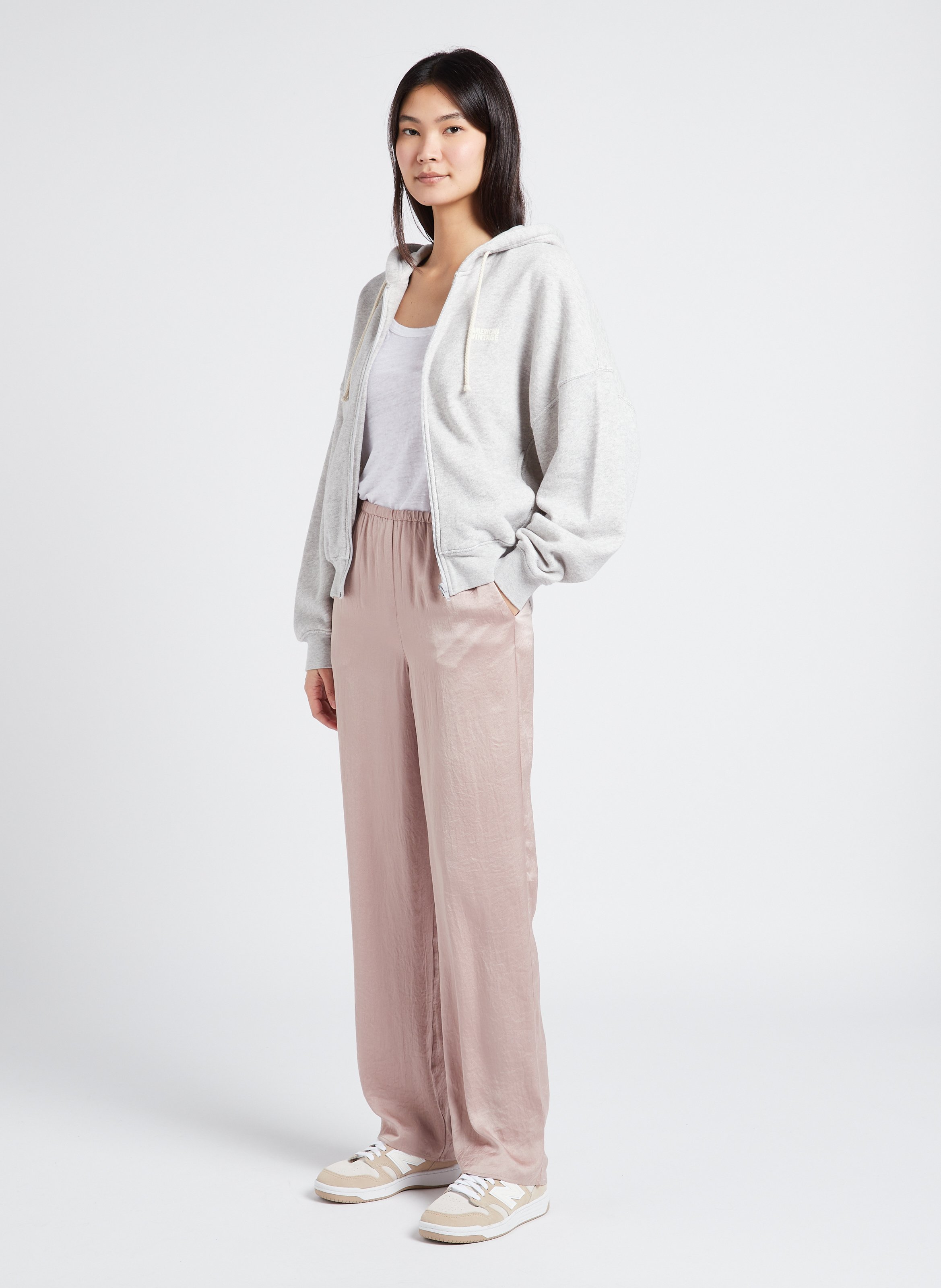 Sweat à capuche zippé et sérigraphié en coton bio kodytown AMERICAN VINTAGE Gris