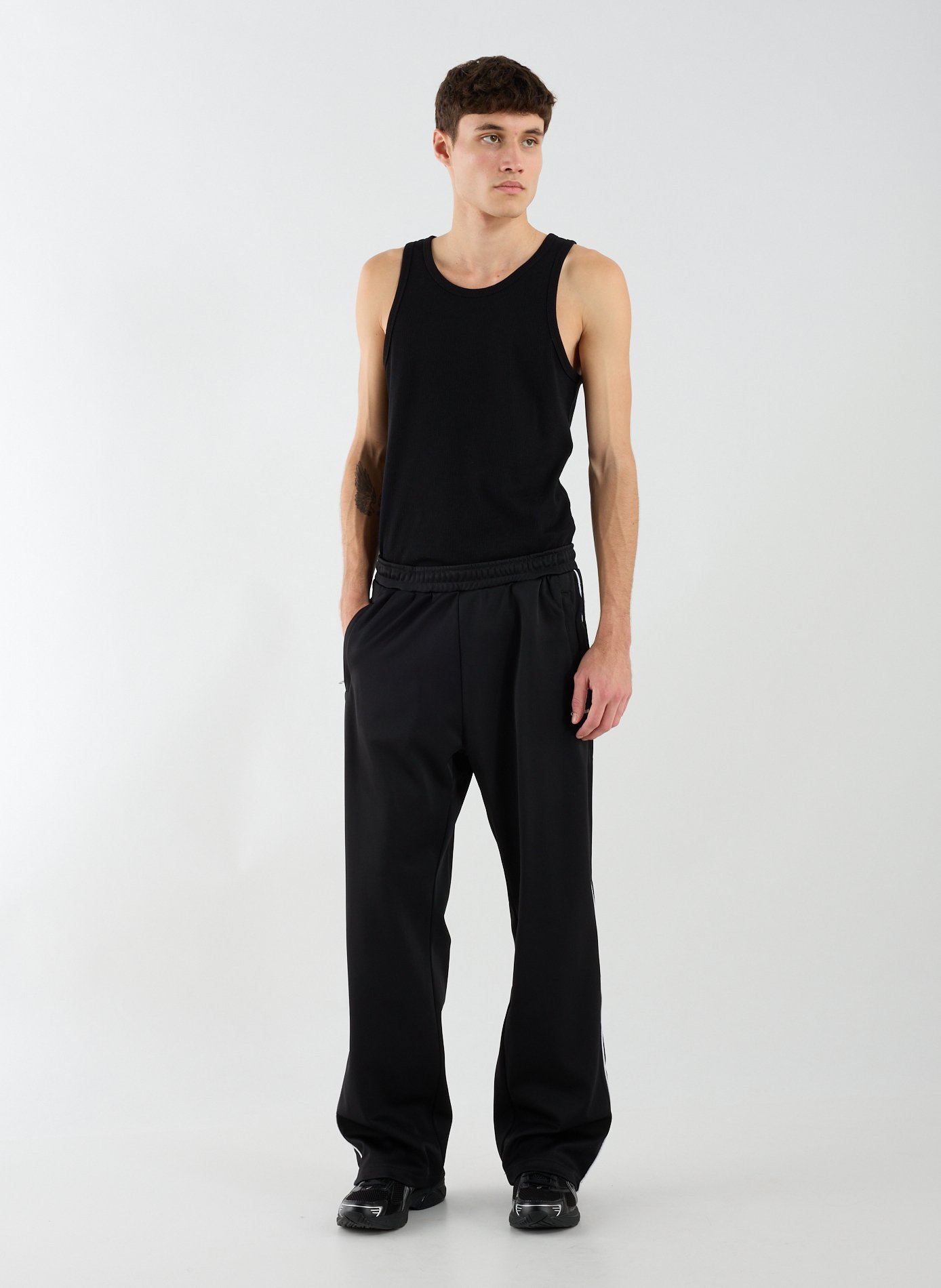 Straight-fit joggers   GUESS Black