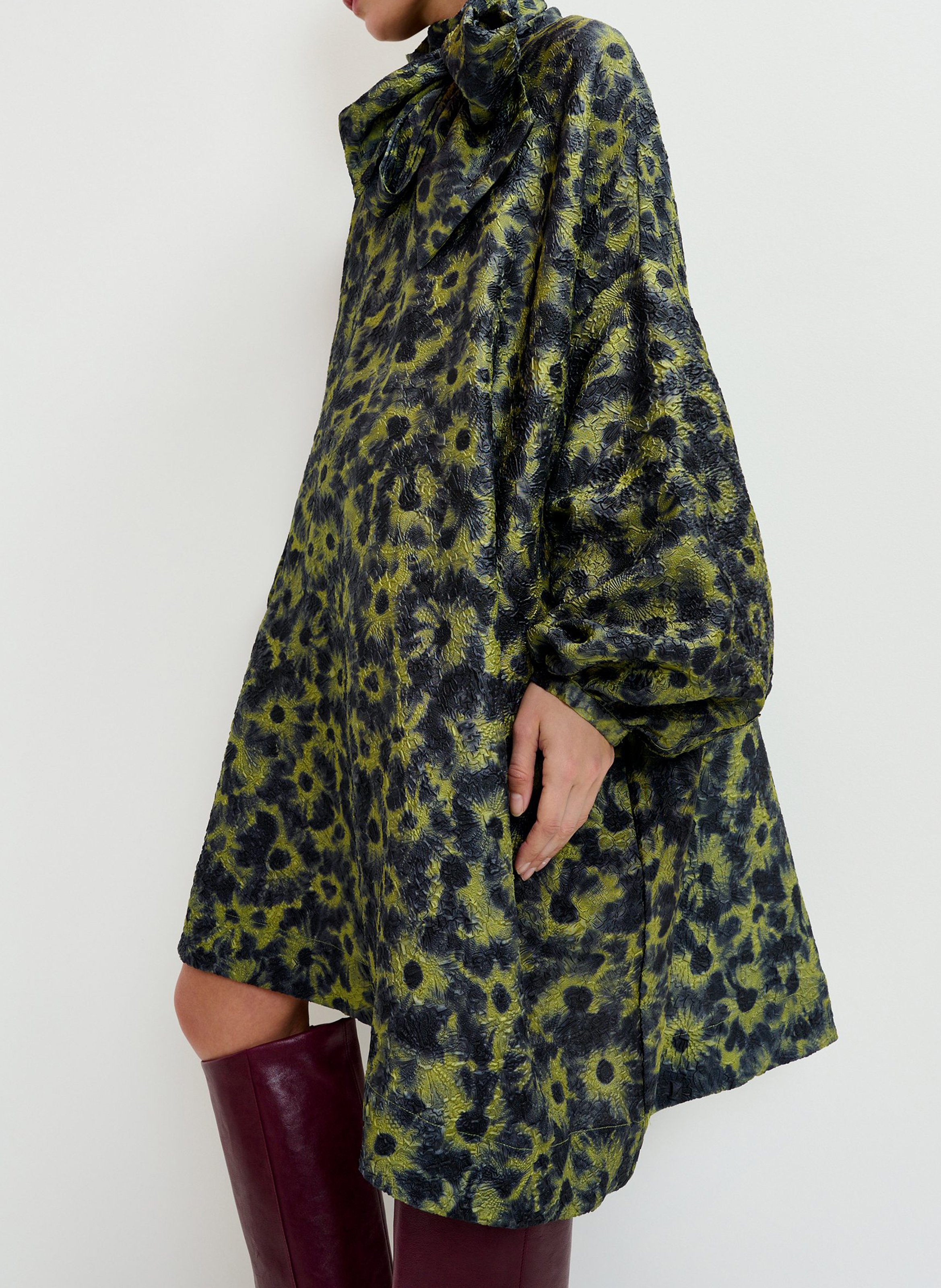 Robe ample courte à col lavallière ioanna ESSENTIEL ANTWERP Bleu