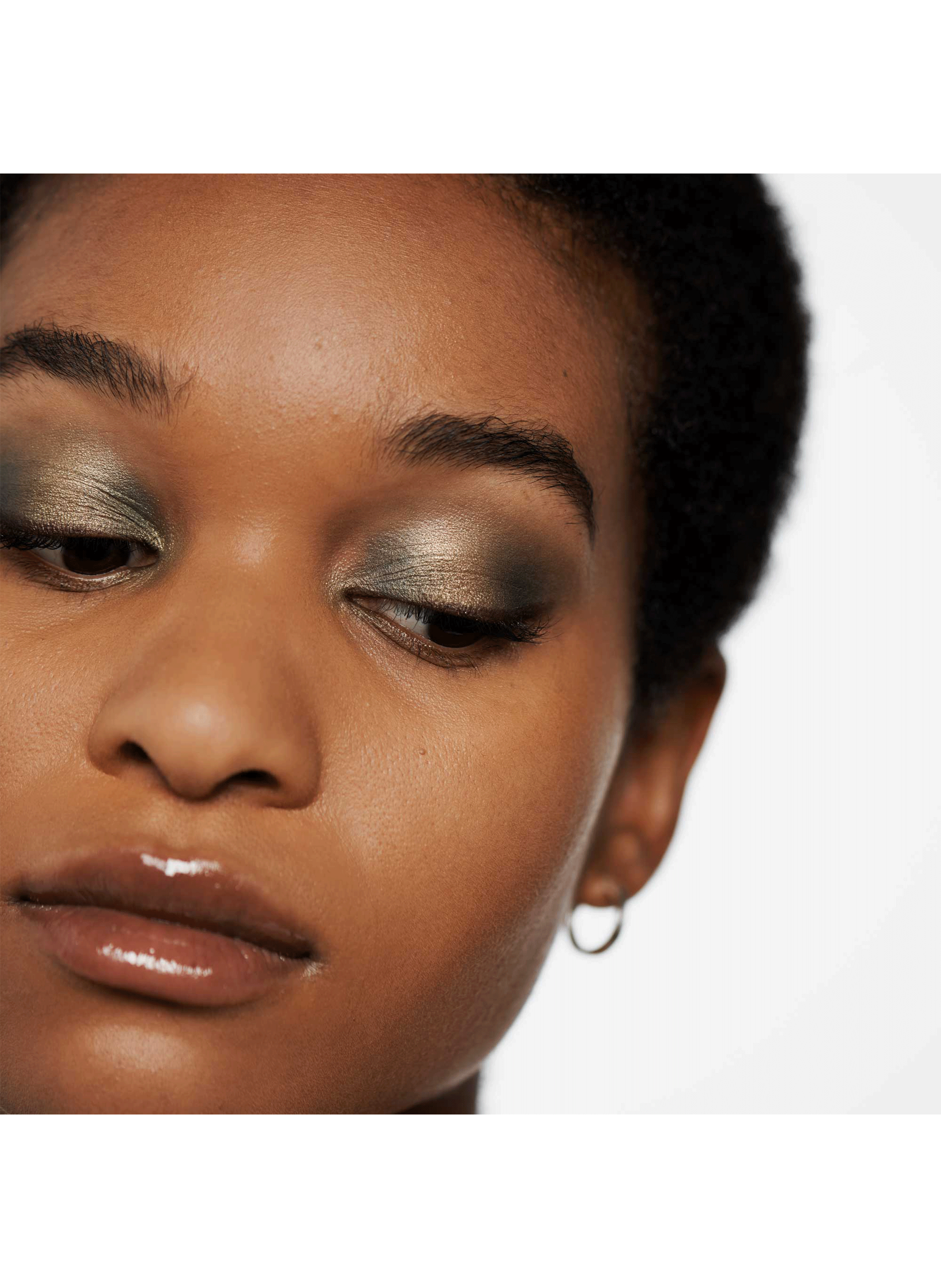 All About Shadow™ - Quads eyeshadow palette CLINIQUE On safari