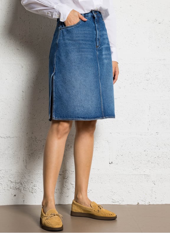 Jupe en denim droite en coton elyne Bleu by SOEUR SOEUR Jupe en denim droite en coton elyne Bleu