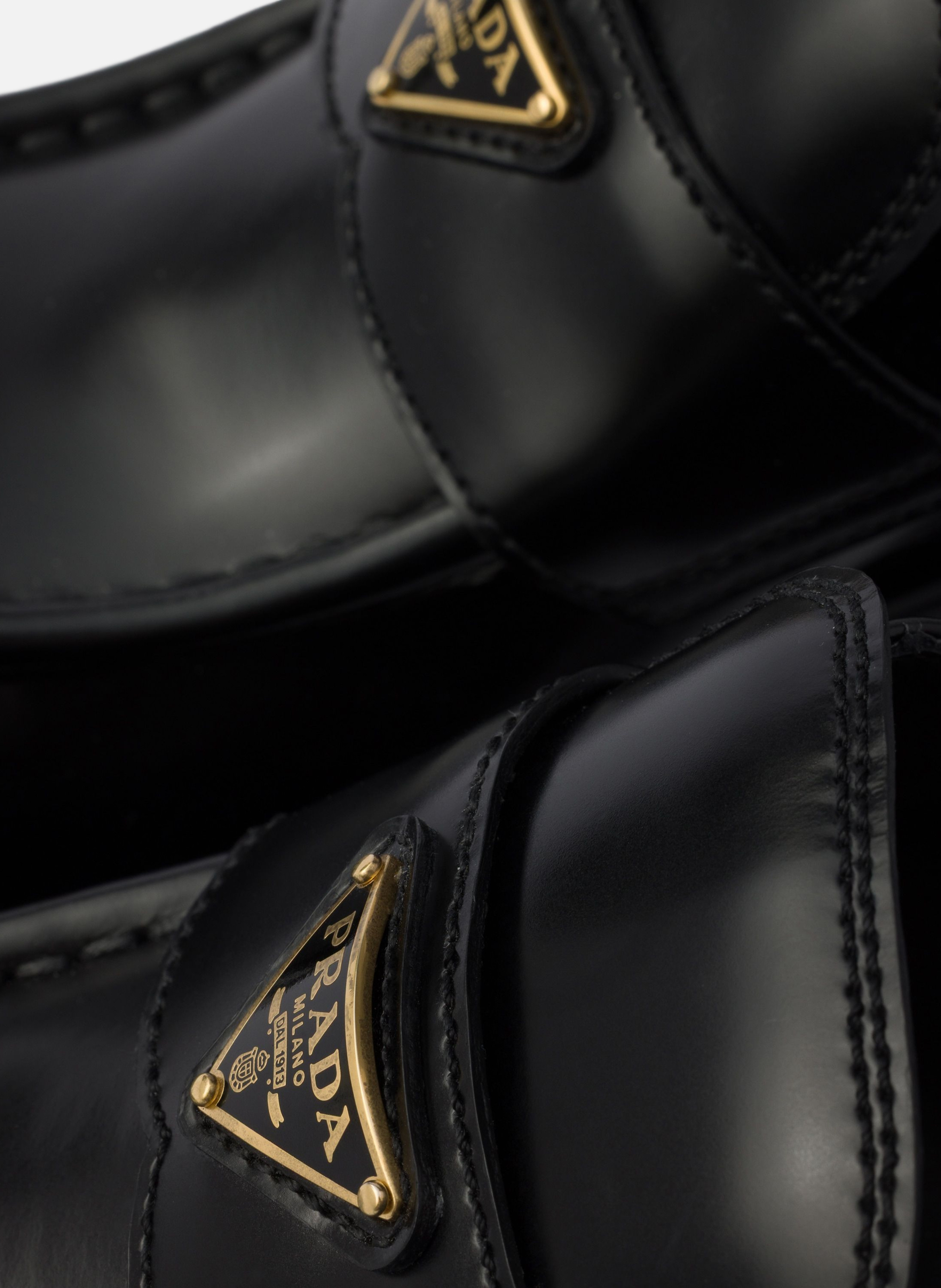 Mocassins en cuir brossé PRADA Noir