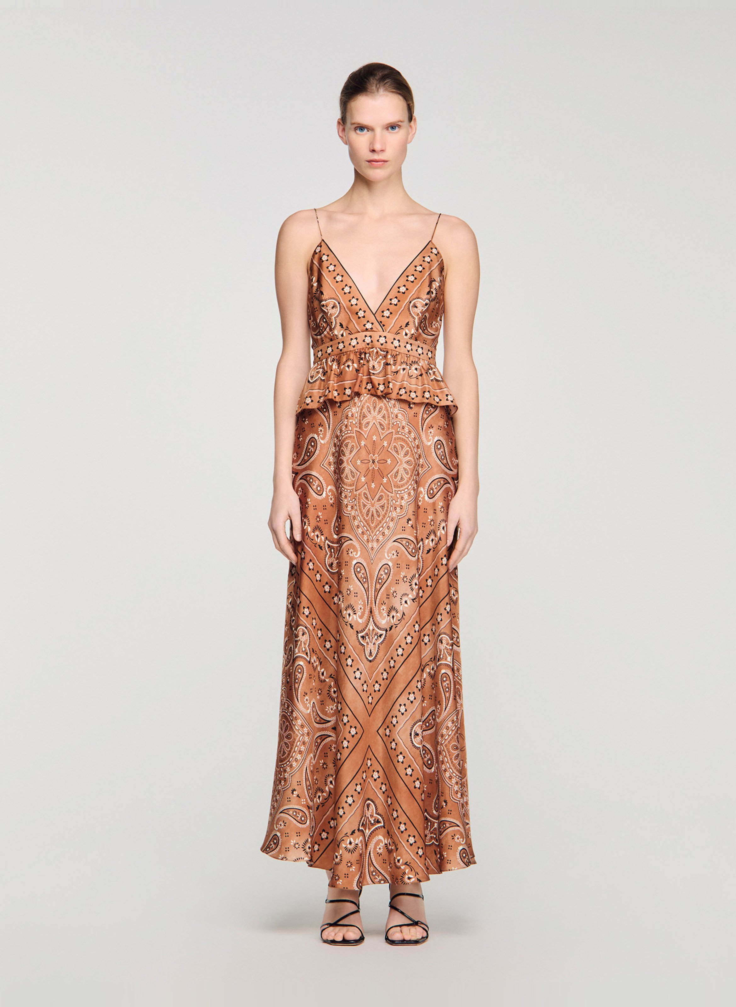 Robe longe décolleté v SANDRO Marron