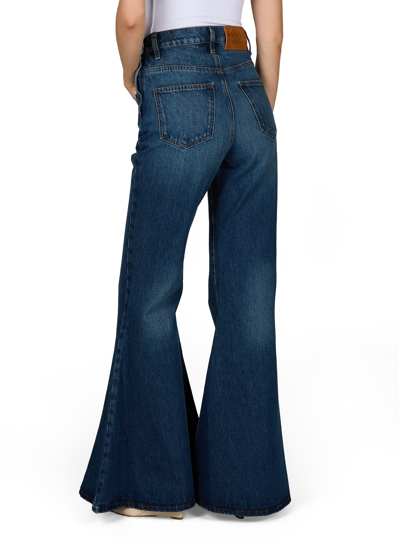 High-waisted solid color flare jeans A.W.A.K.E. MODE Blue