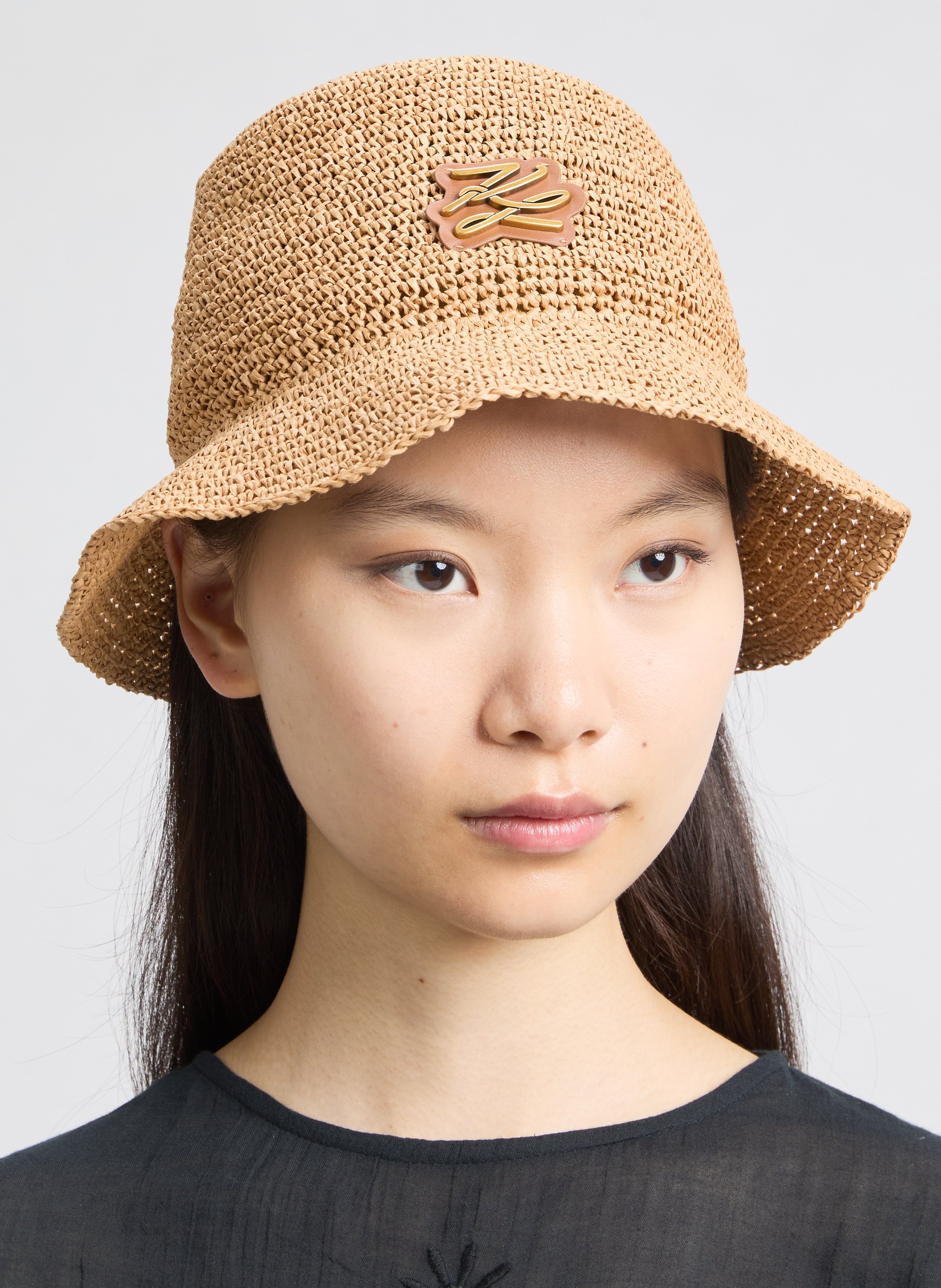 Bob en paille  Beige