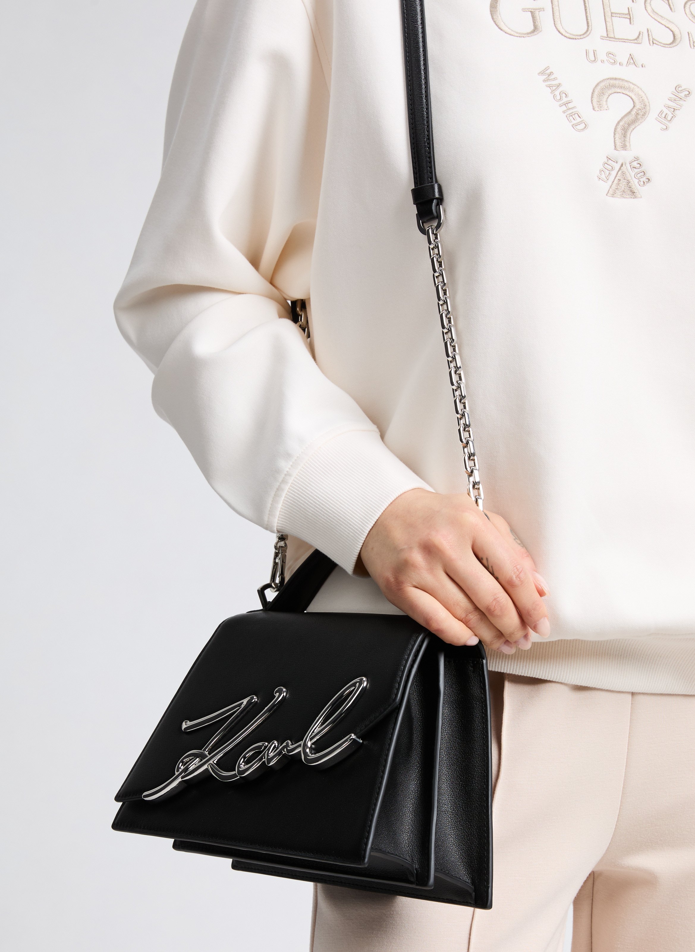 Sac à main en cuir KARL LAGERFELD Noir