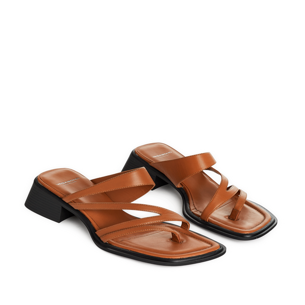Vagabond Ines Leather Sandals In Brown