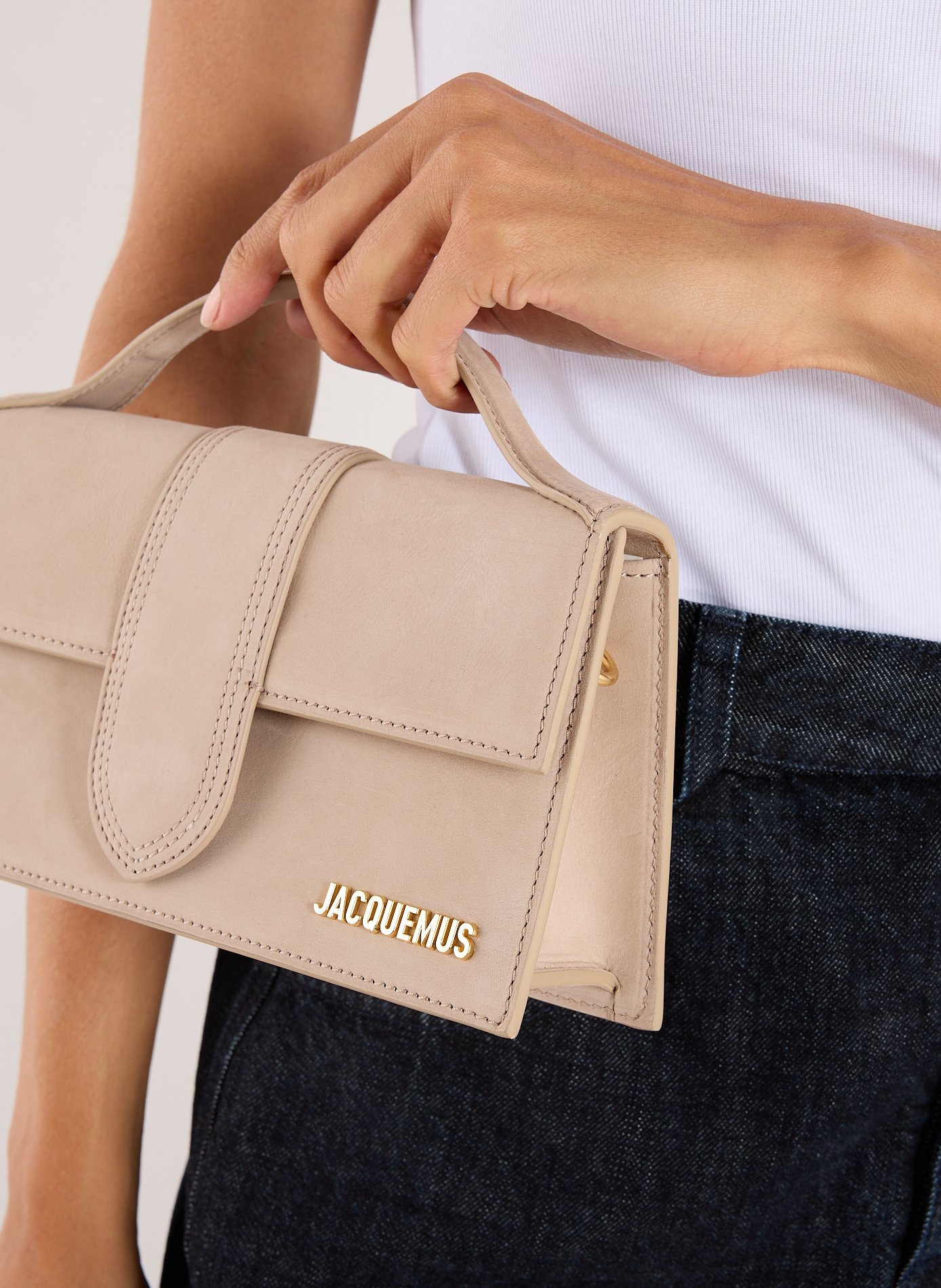 Le grand Bambino en cuir  JACQUEMUS Beige