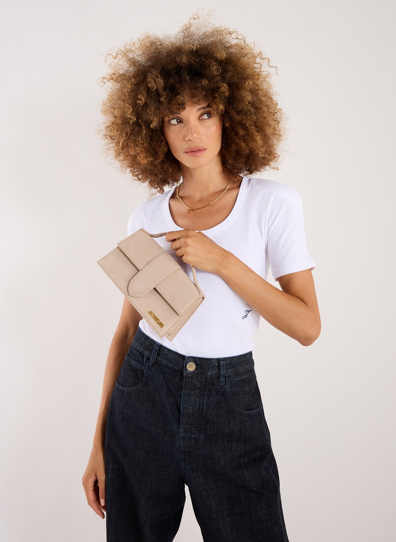 Le grand Bambino en cuir  JACQUEMUS Beige