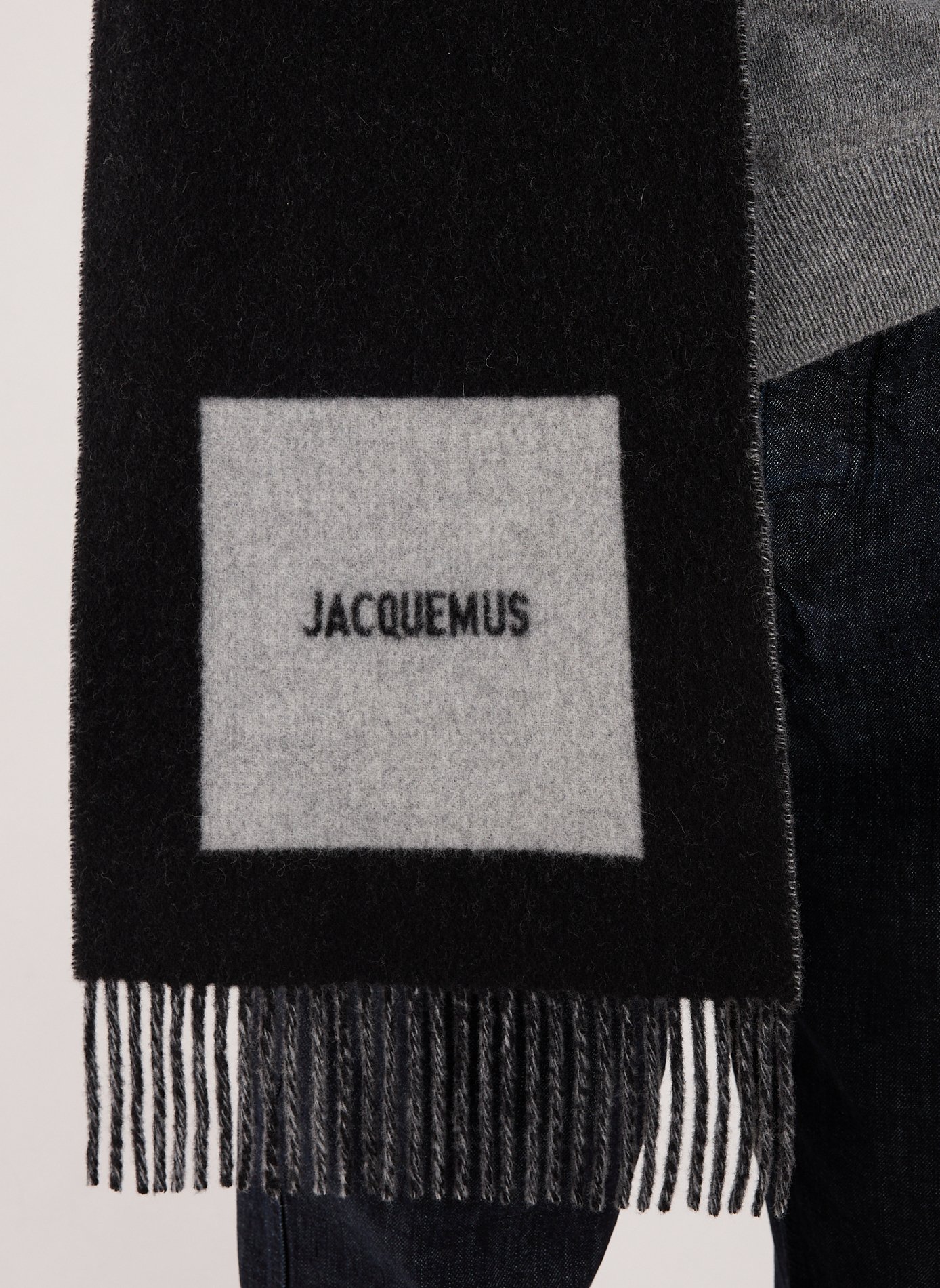 Square Round Scarf JACQUEMUS Black
