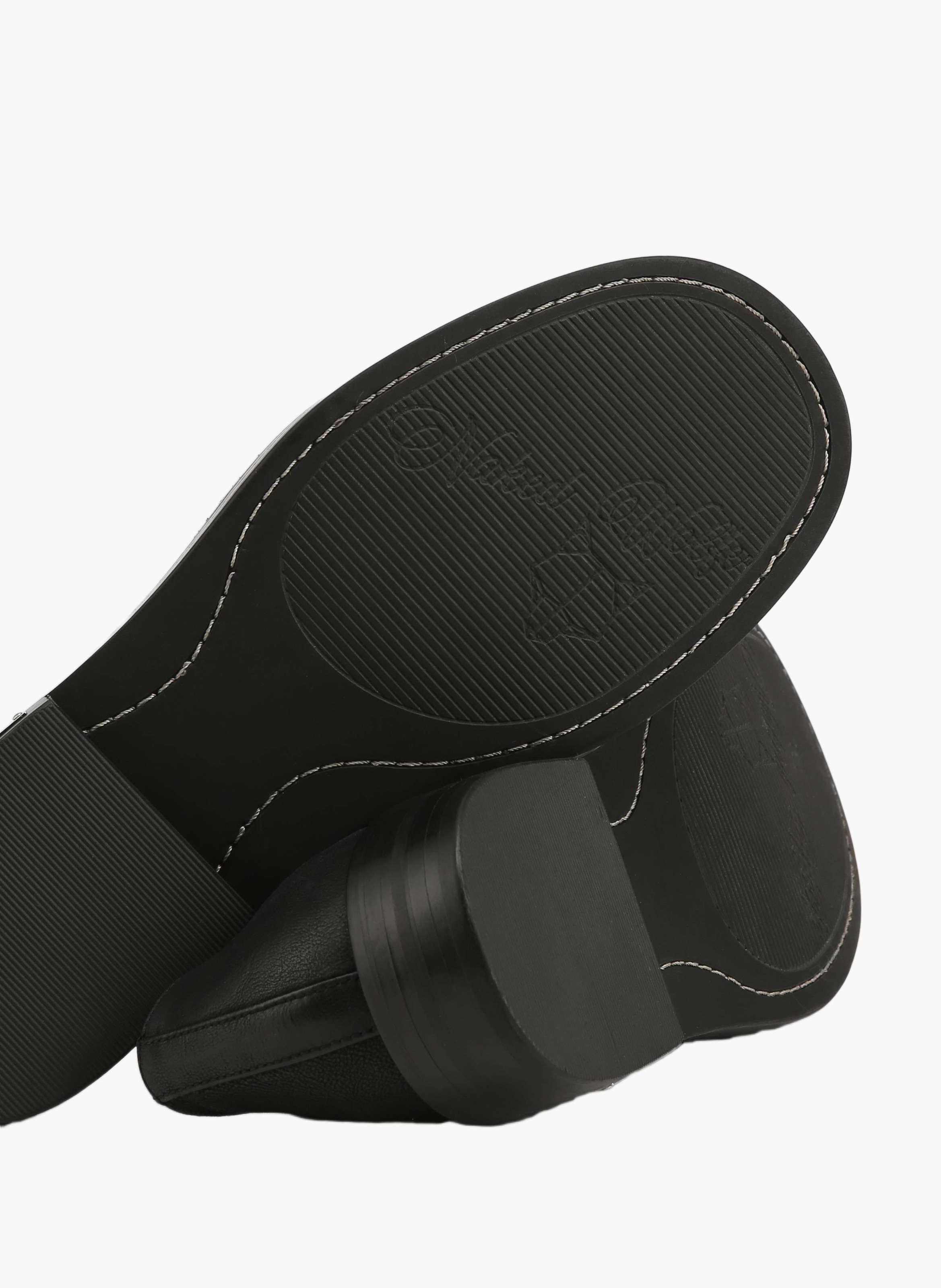 Mocassins the wrinkled derby en cuir NAKED WOLFE Noir
