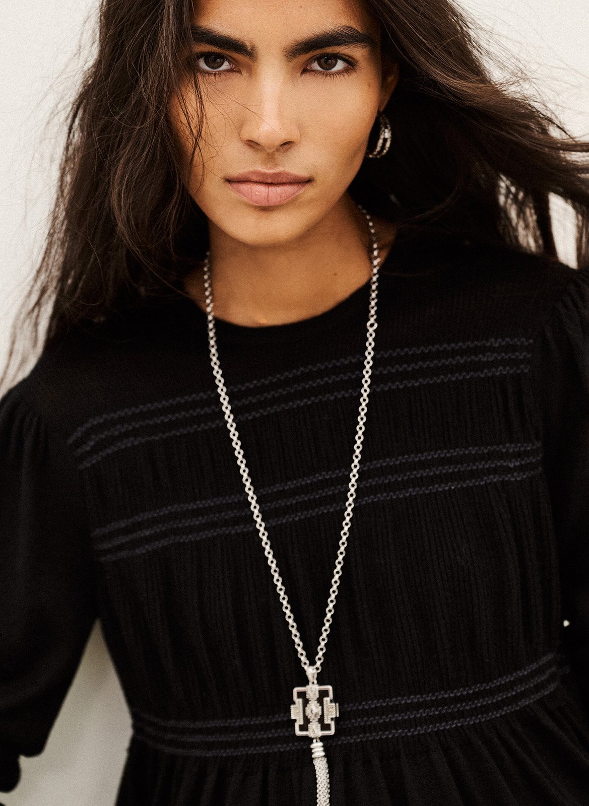 Pull droit col rond en laine sofia BA&SH Noir