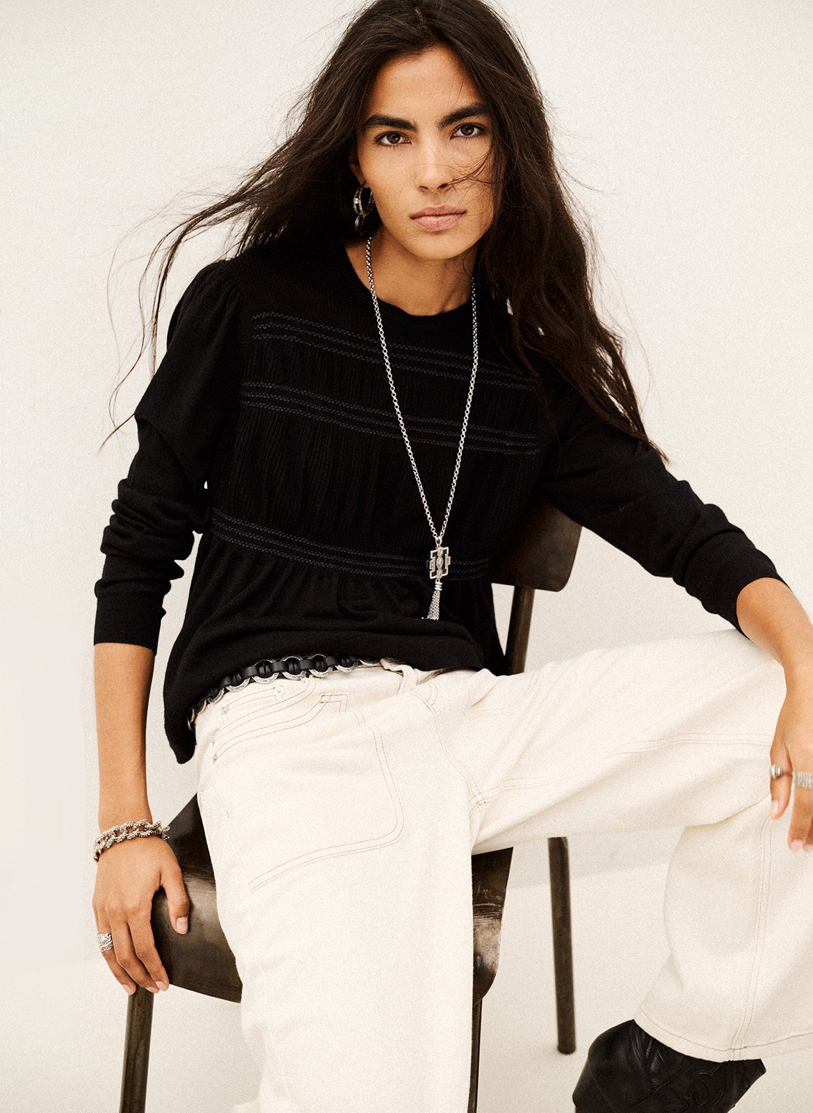 Pull droit col rond en laine sofia BA&SH Noir