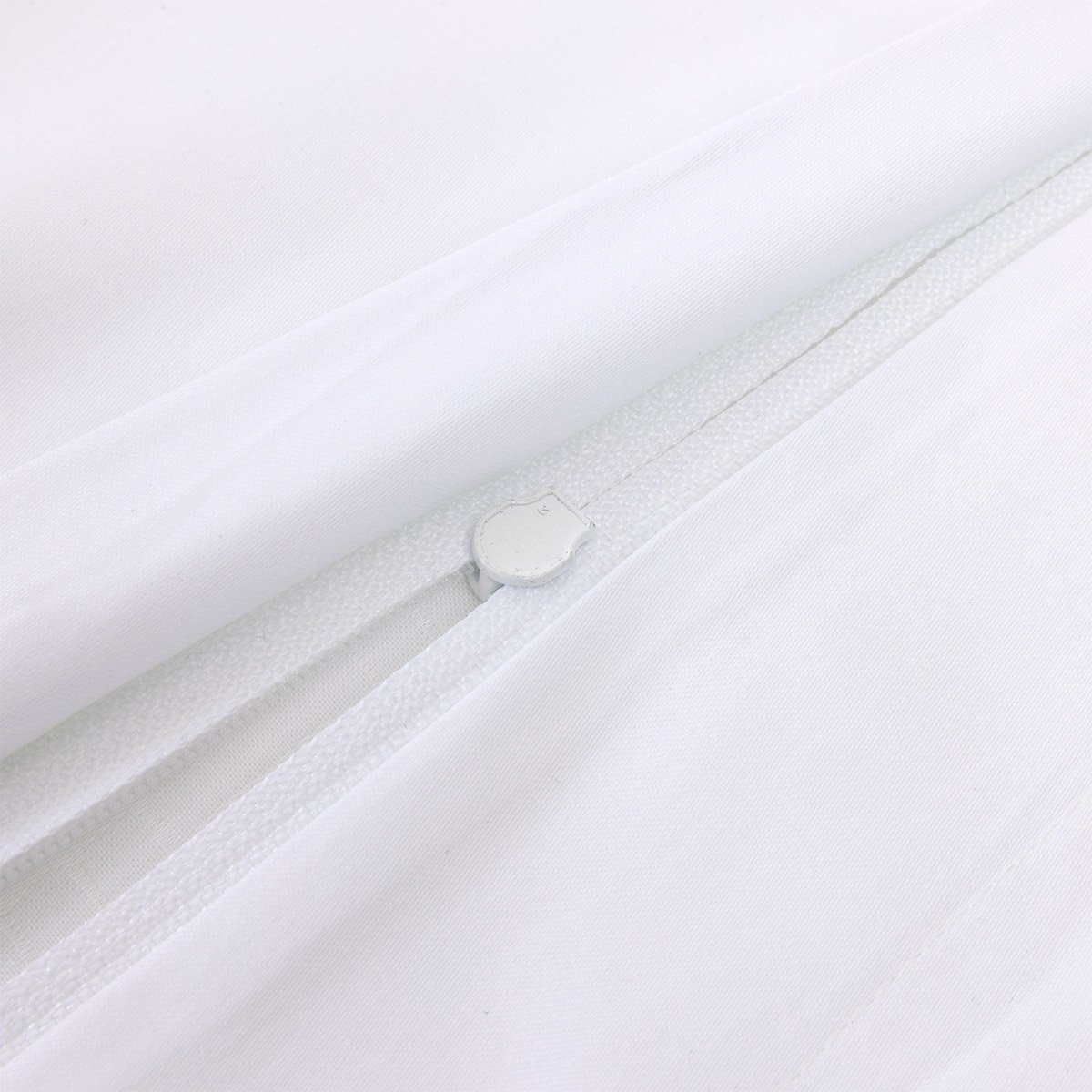 Taie d'oreiller en satin de coton, lattice BOSS HOME Blanc