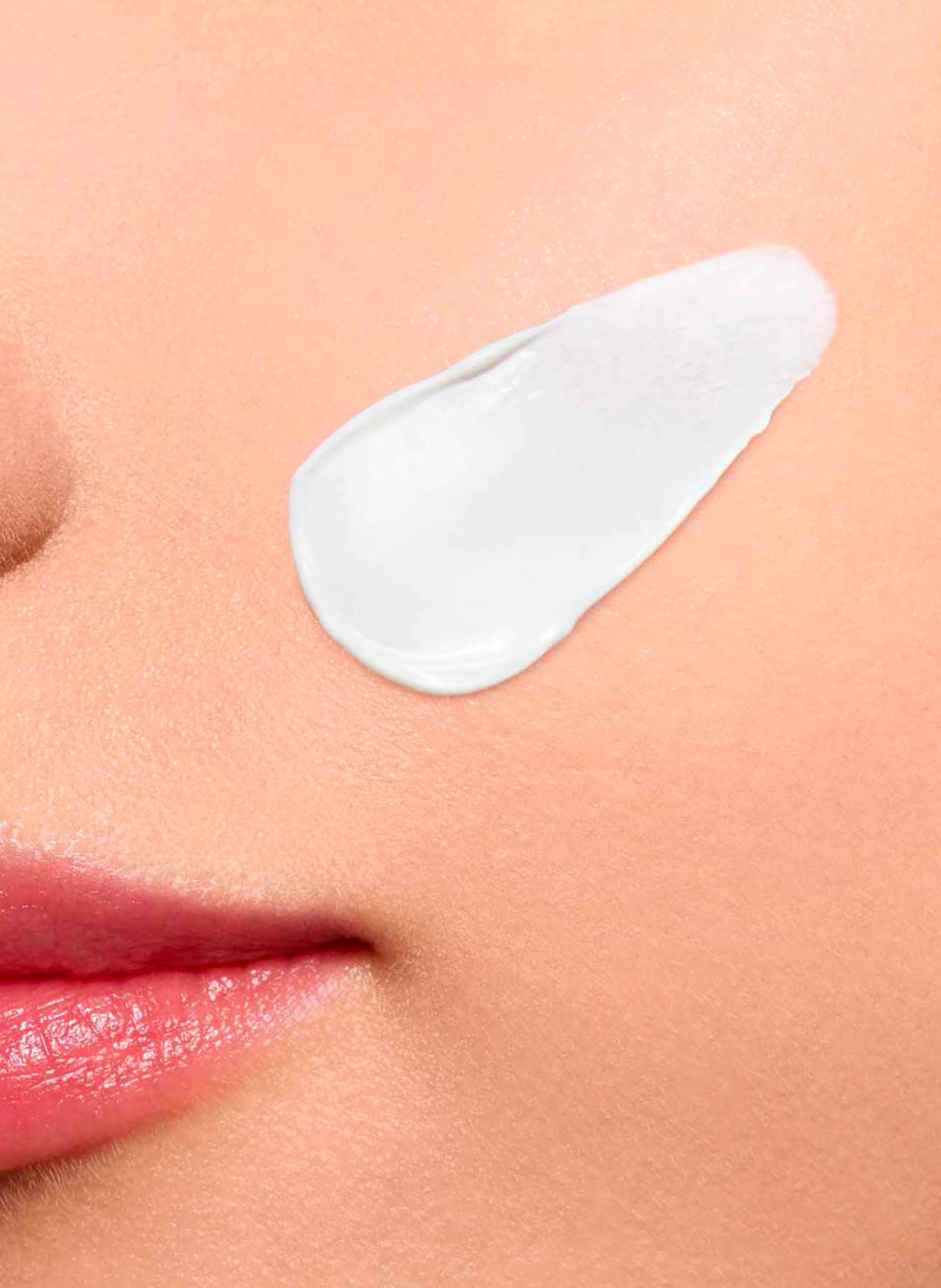 Moisturizing Cream SPF15 - Hydra Essentiel CLARINS No color