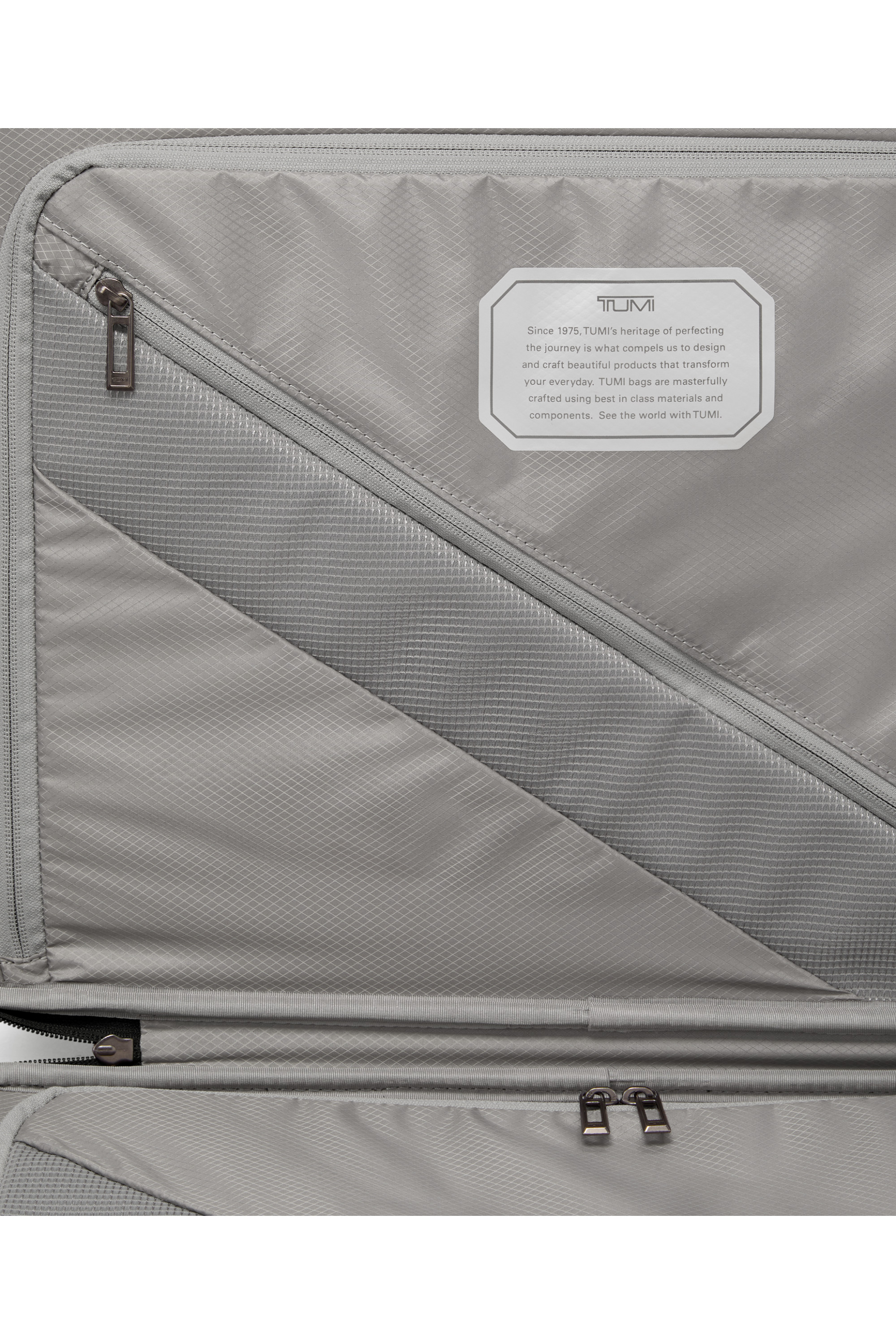 19 degree lite valise 4 roues taille s TUMI Noir