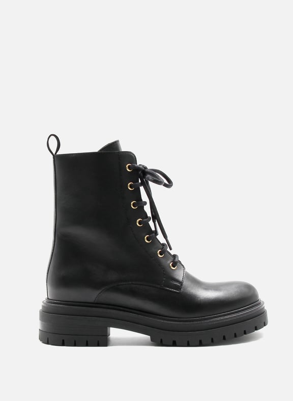 Bottines ranger crantées cuir lisse Noir by JULES & JENN JULES & JENN Bottines ranger crantées cuir lisse Noir
