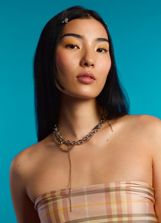 Look festival Coachella rose pastel