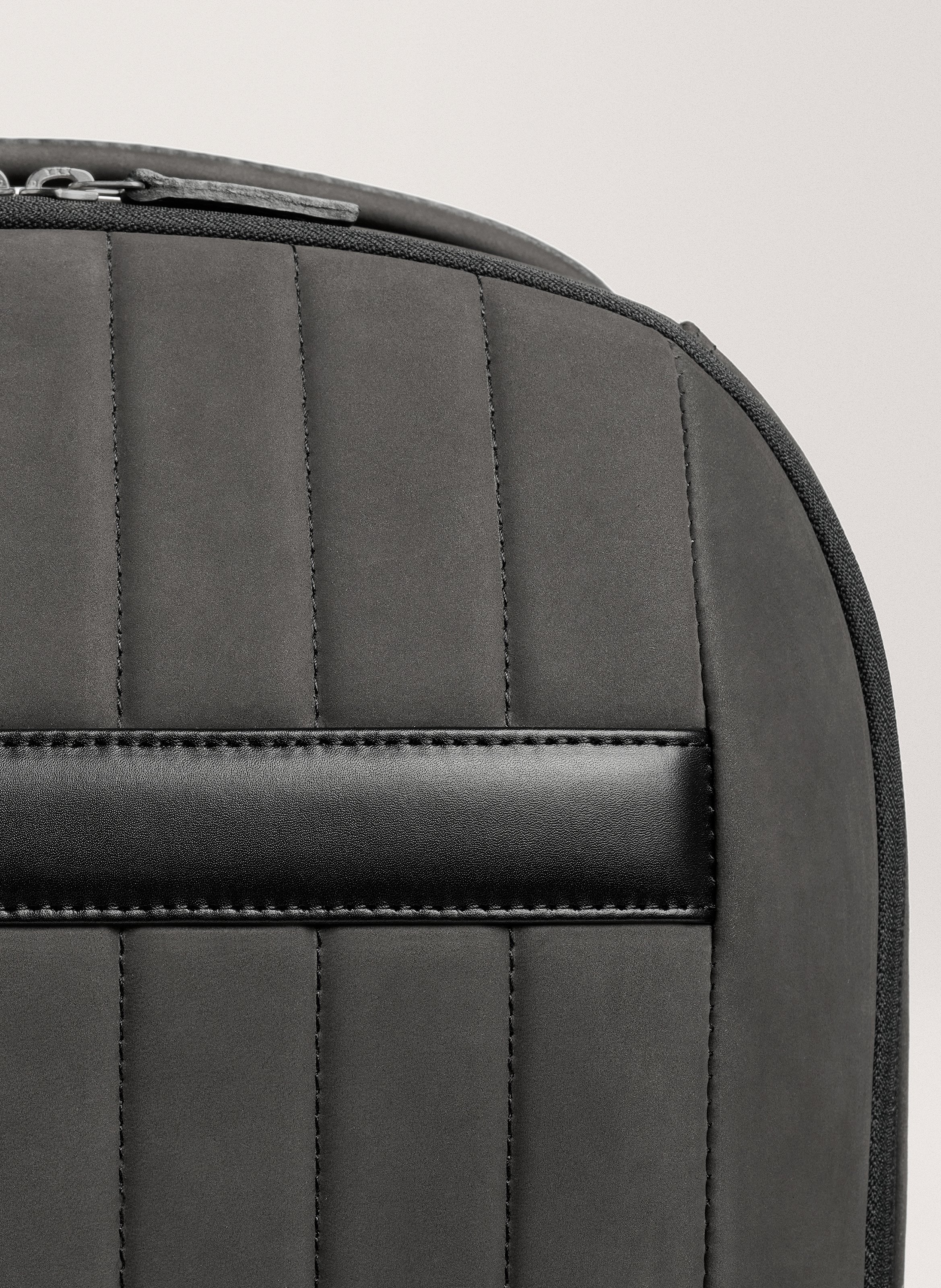 Sac à dos '72-hour' en cuir nubuck CARL FRIEDRIK Gris