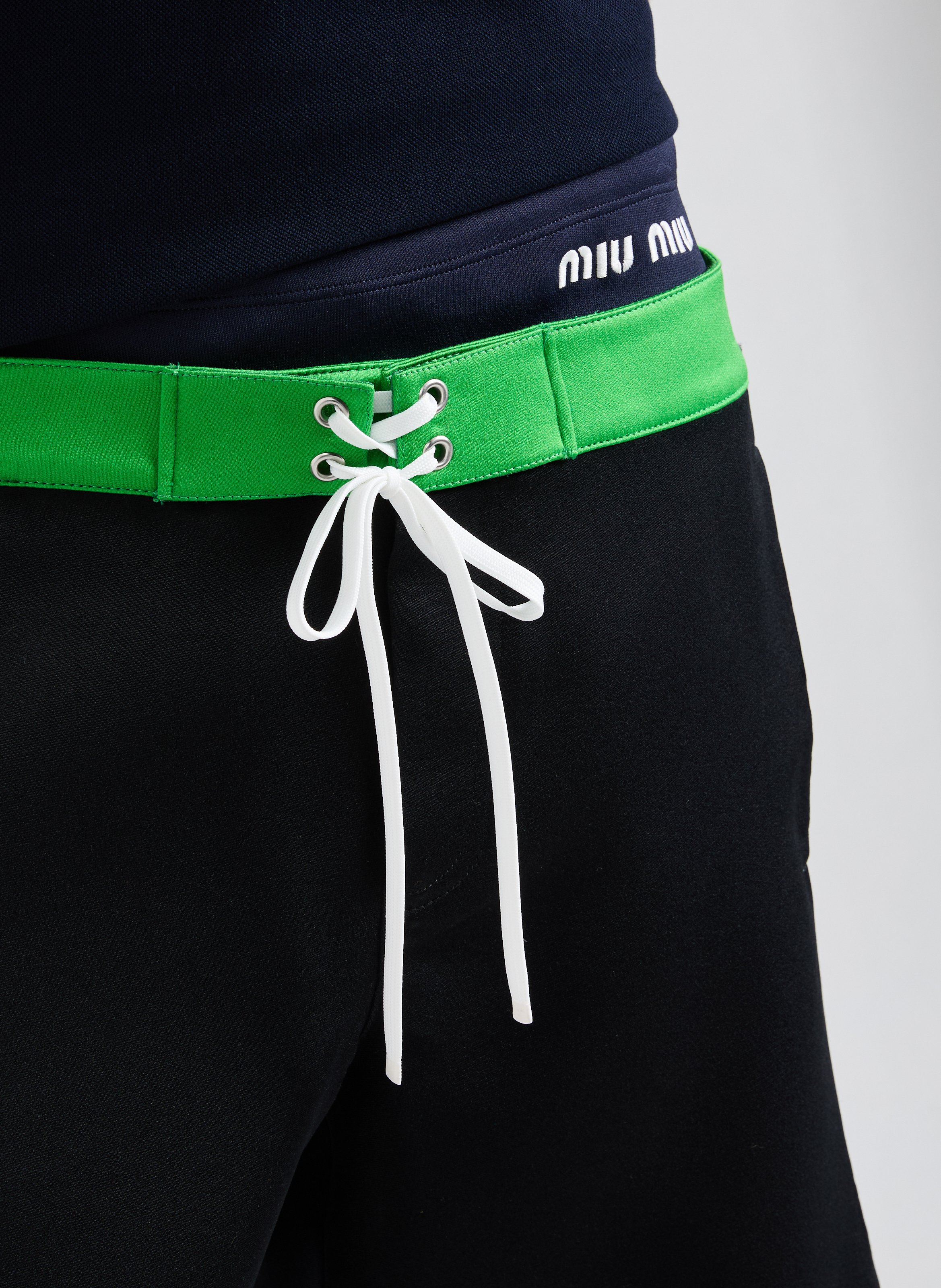 Bermuda en satin MIU MIU Noir