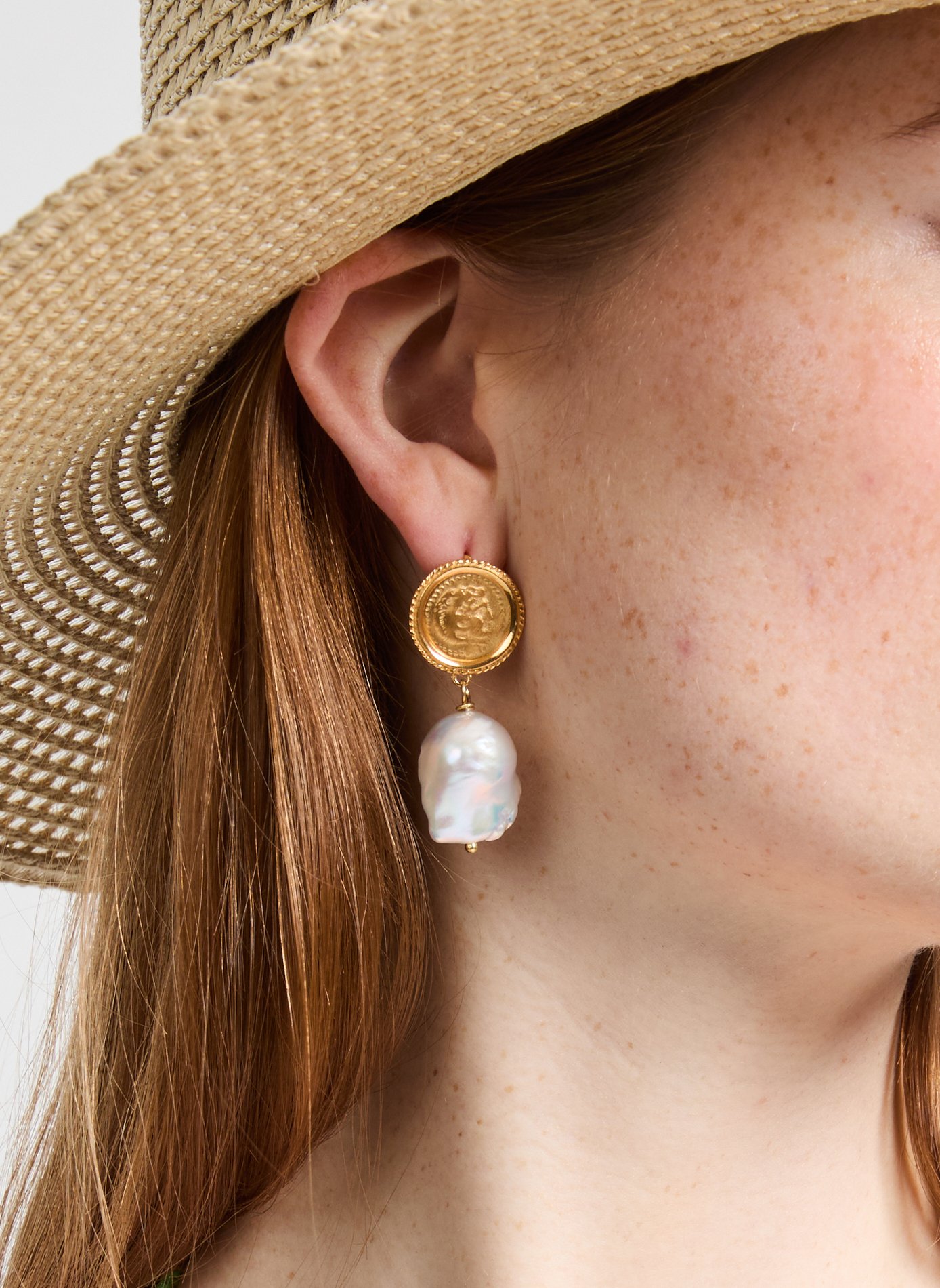 Hercules Lost Sea Earrings HERMINA ATHENS Golden