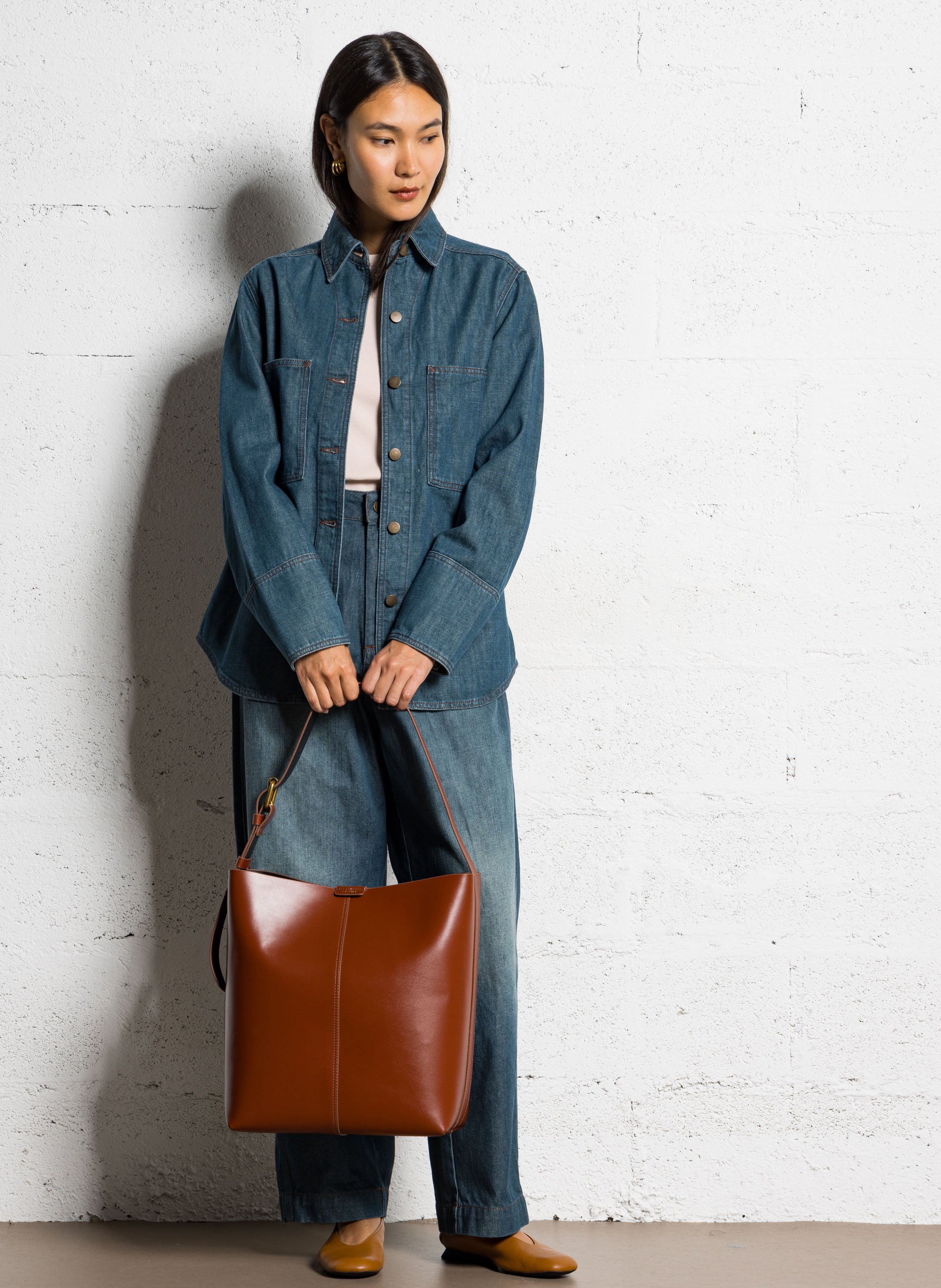 Sac seau en cuir réversible saudade SOEUR Marron