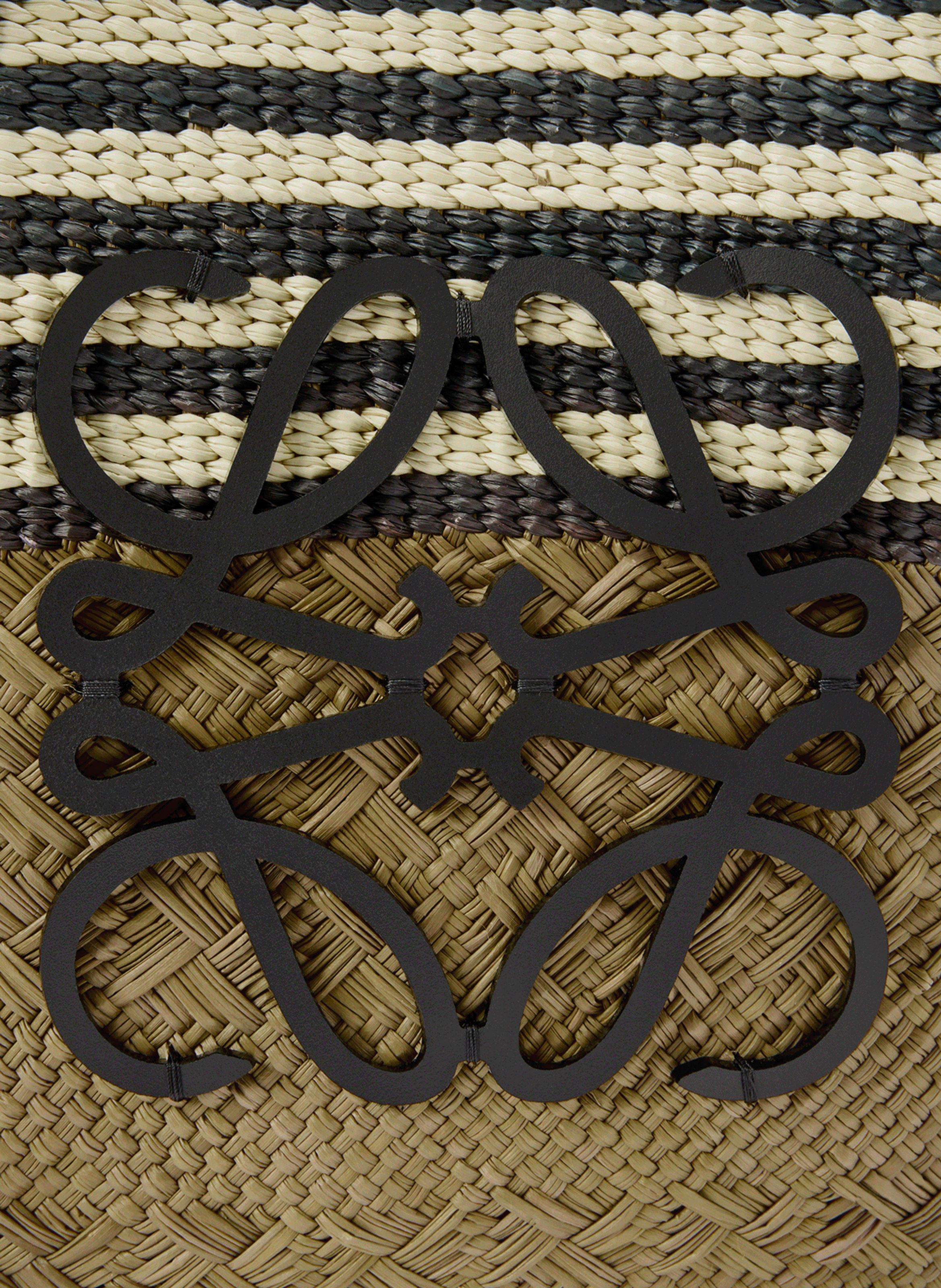 Medium basket in Iraca palm and calf leather LOEWE Khaki