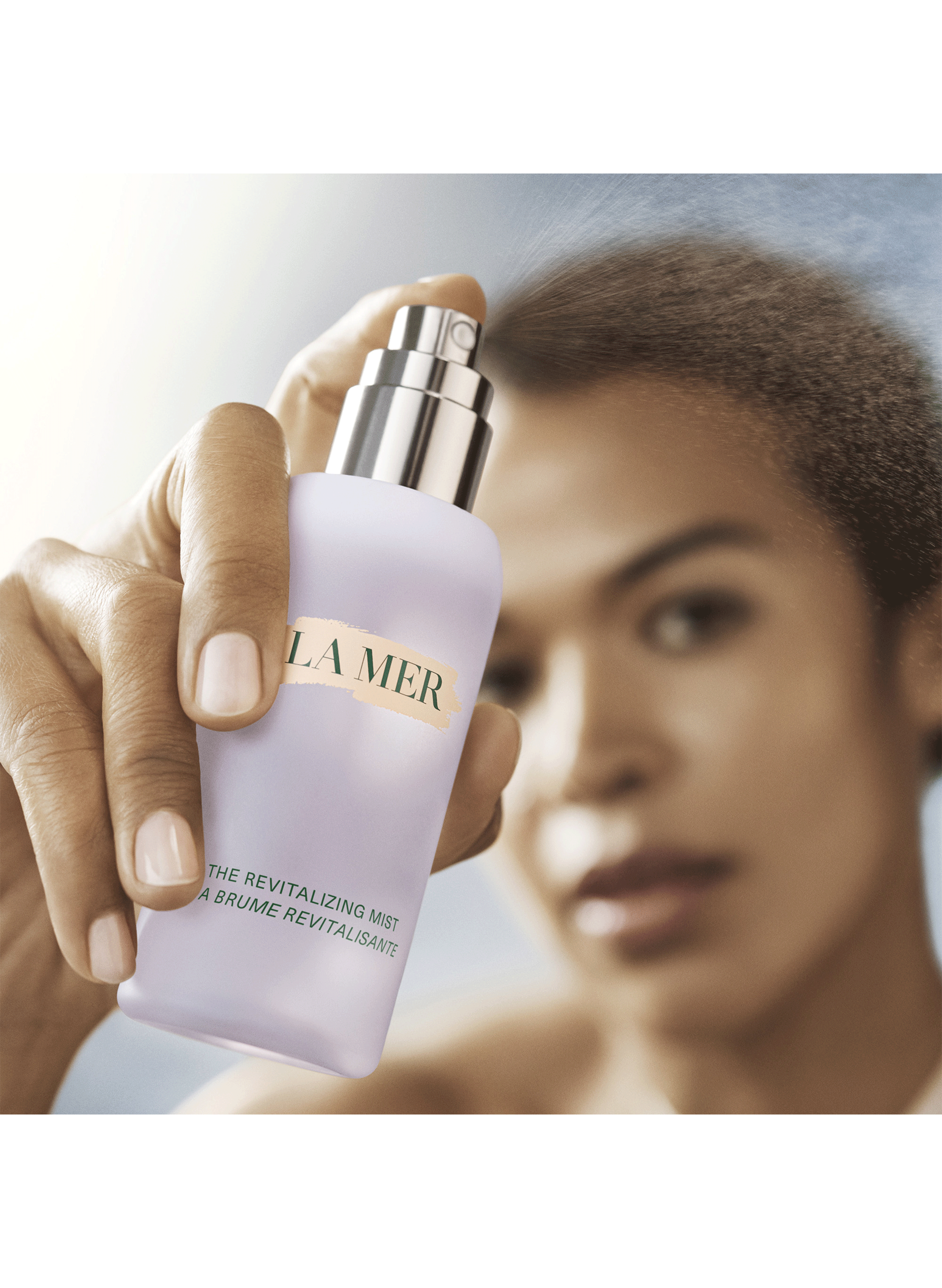 The Revitalizing Mist LA MER No color