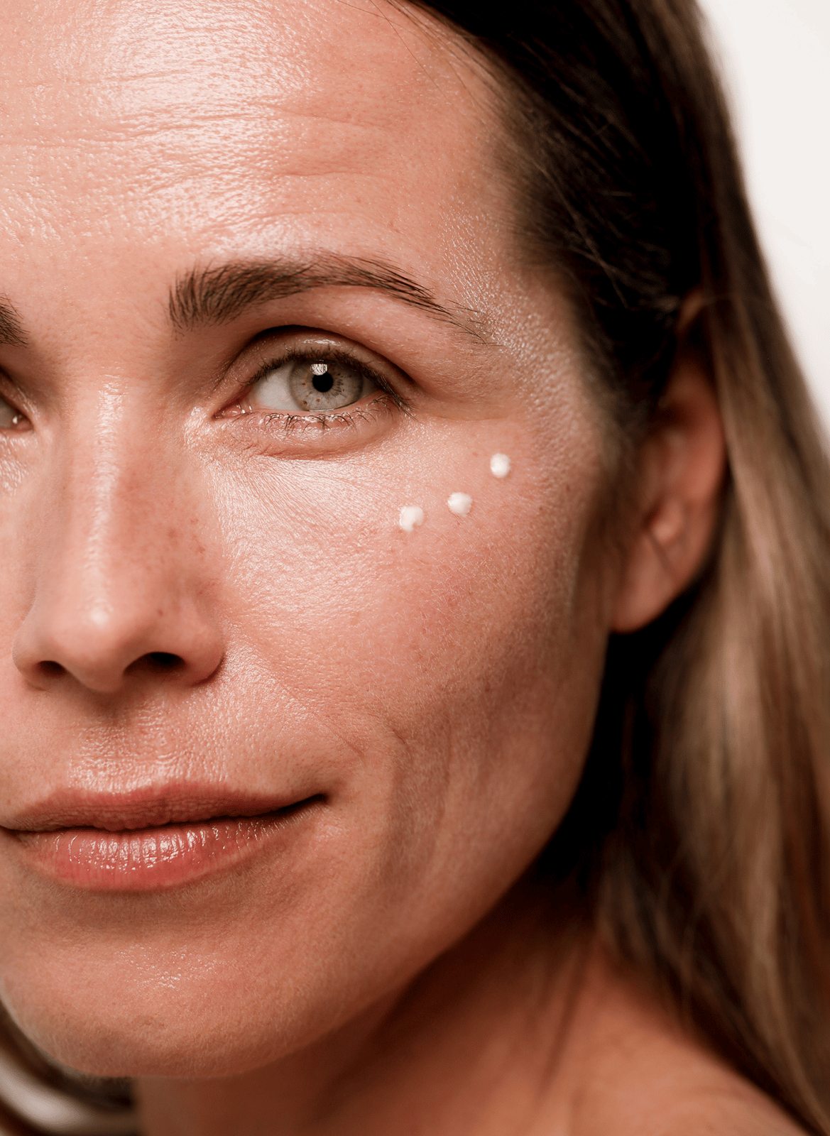 Regenerating Eye Cream DR HAUSCHKA No color