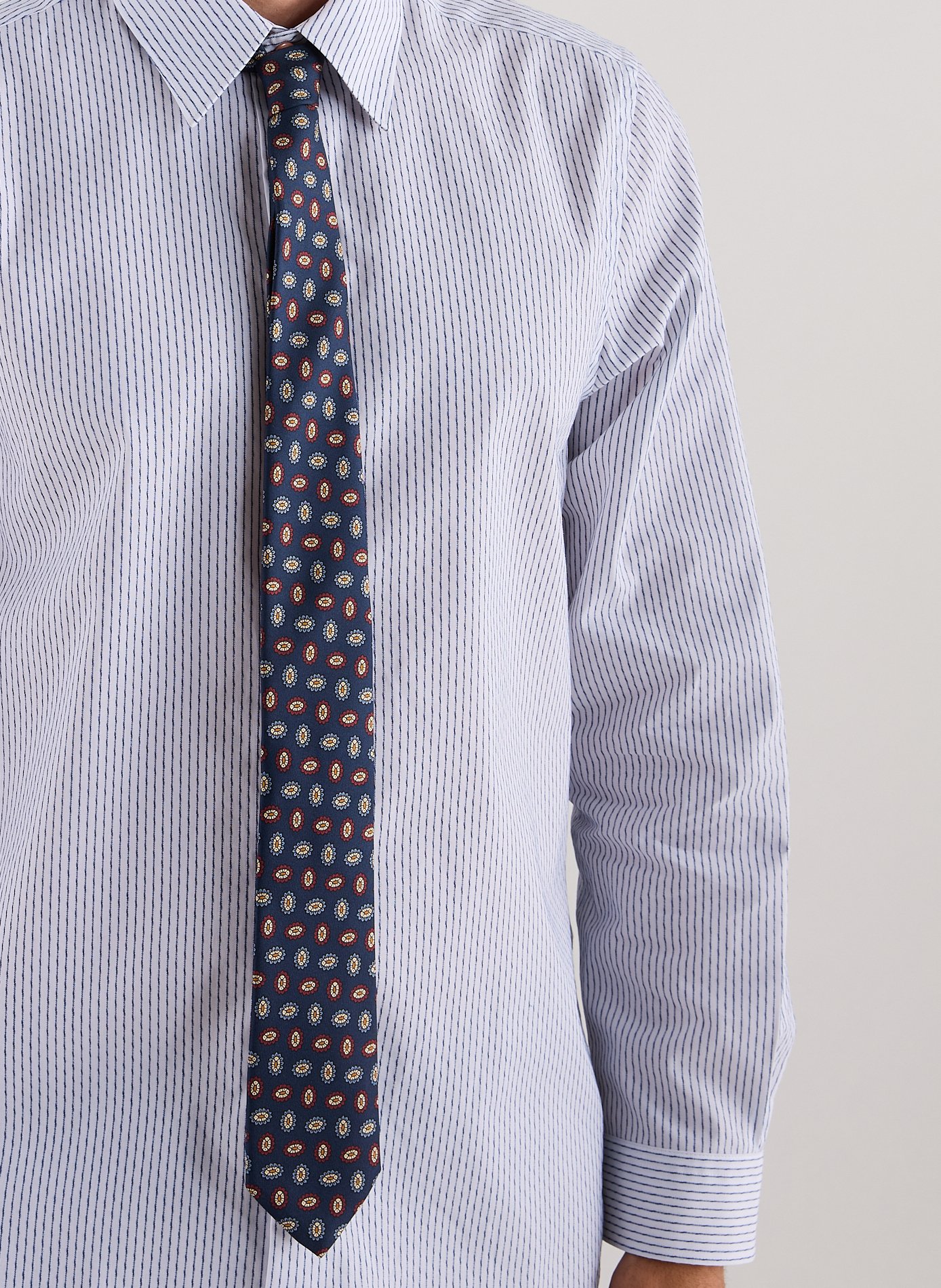 Silk tie with graphic pattern AU PRINTEMPS PARIS Multicolour