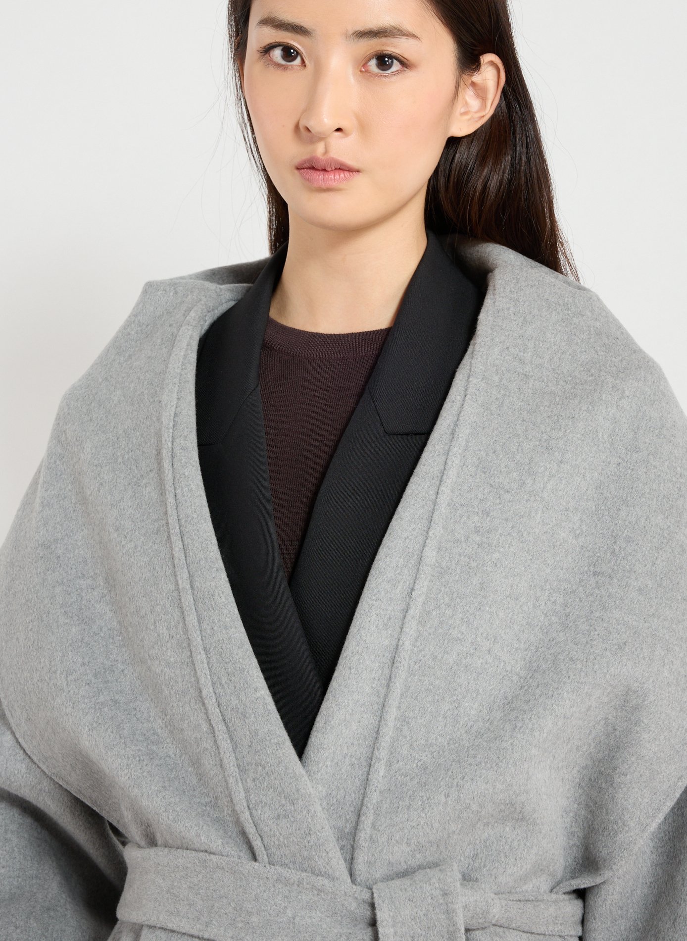 Flared coat with shawl collar in wool and cashmere R2W Grey