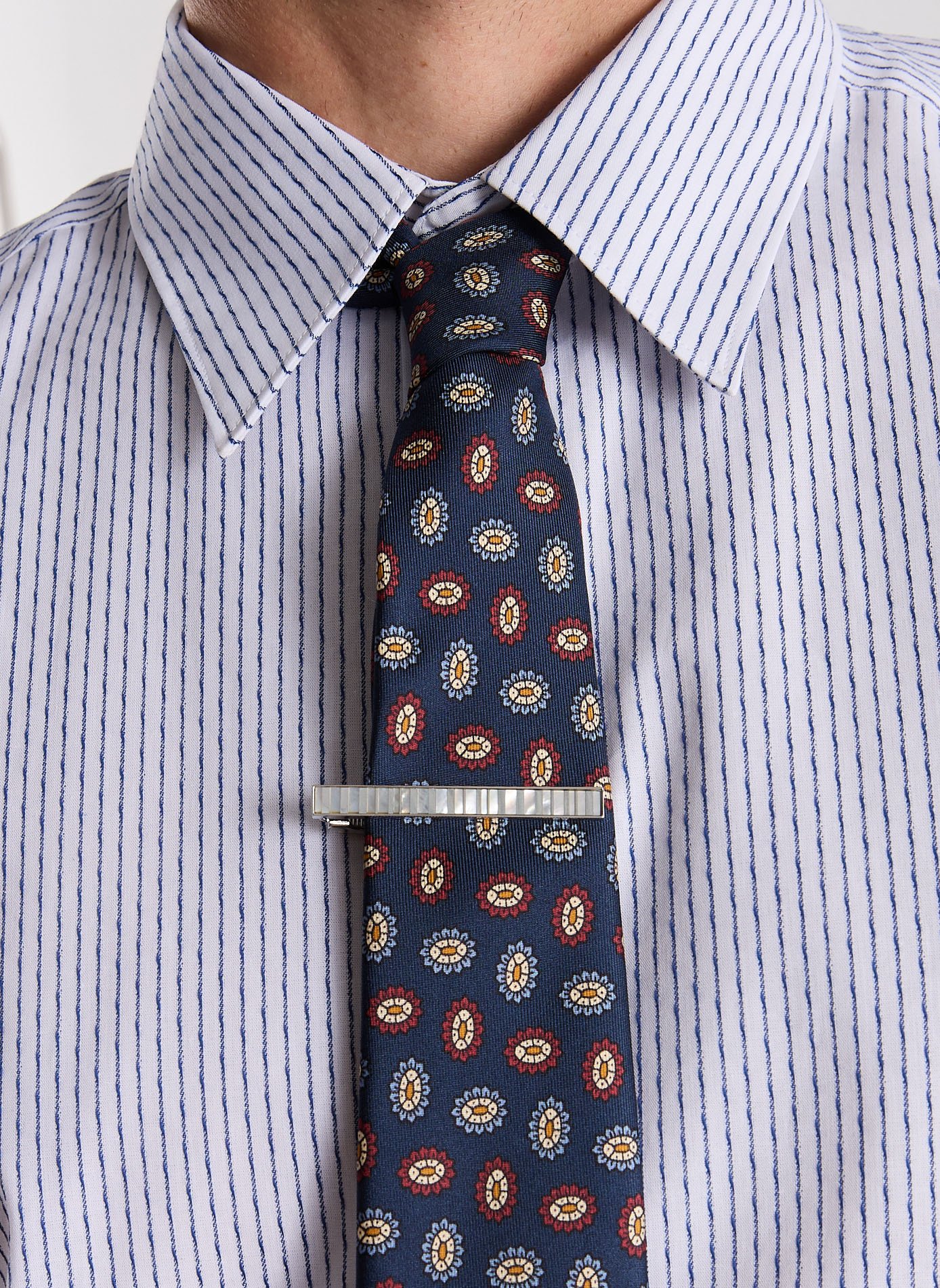 Silk tie with graphic pattern AU PRINTEMPS PARIS Multicolour