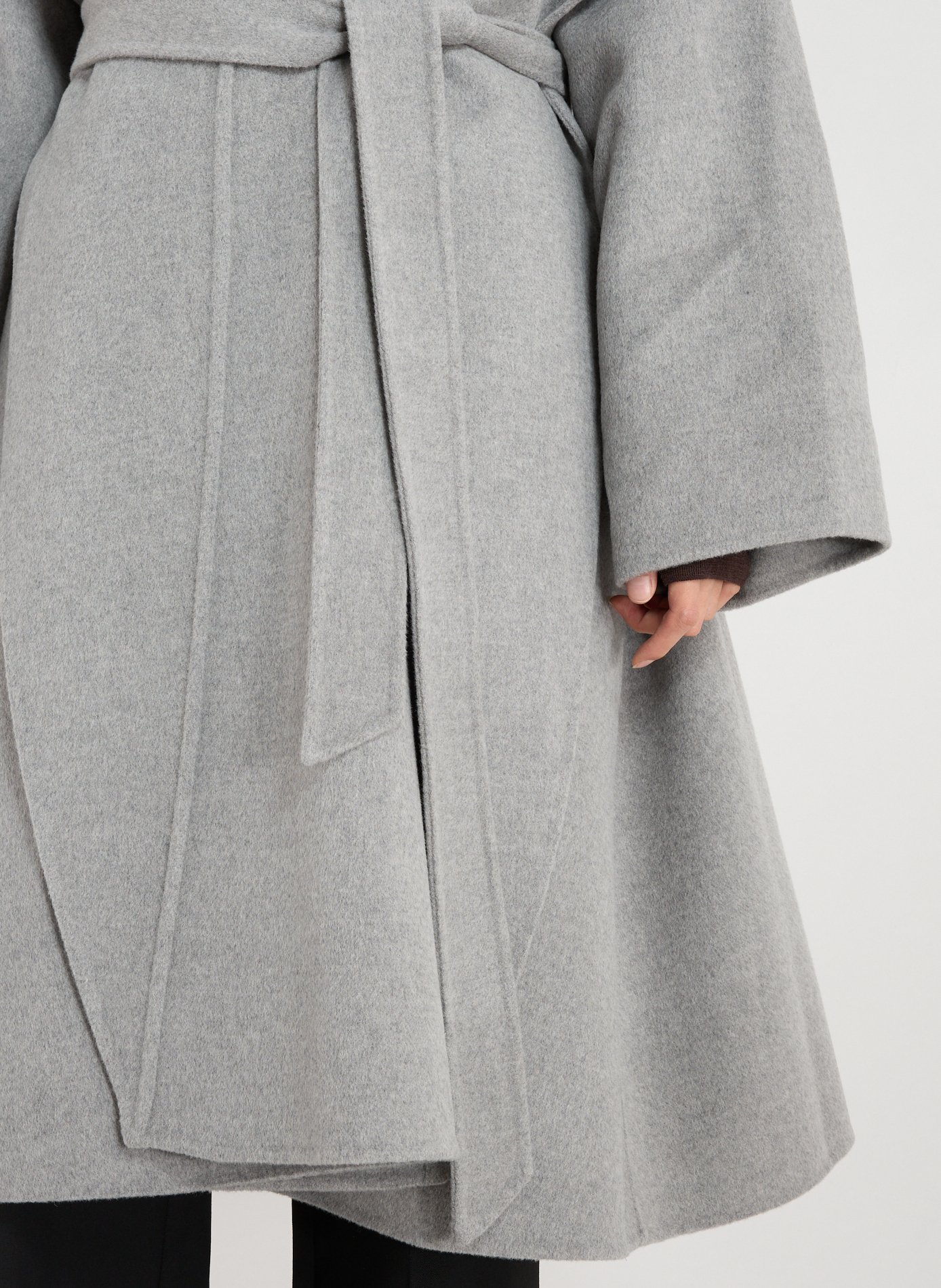 Flared coat with shawl collar in wool and cashmere R2W Grey