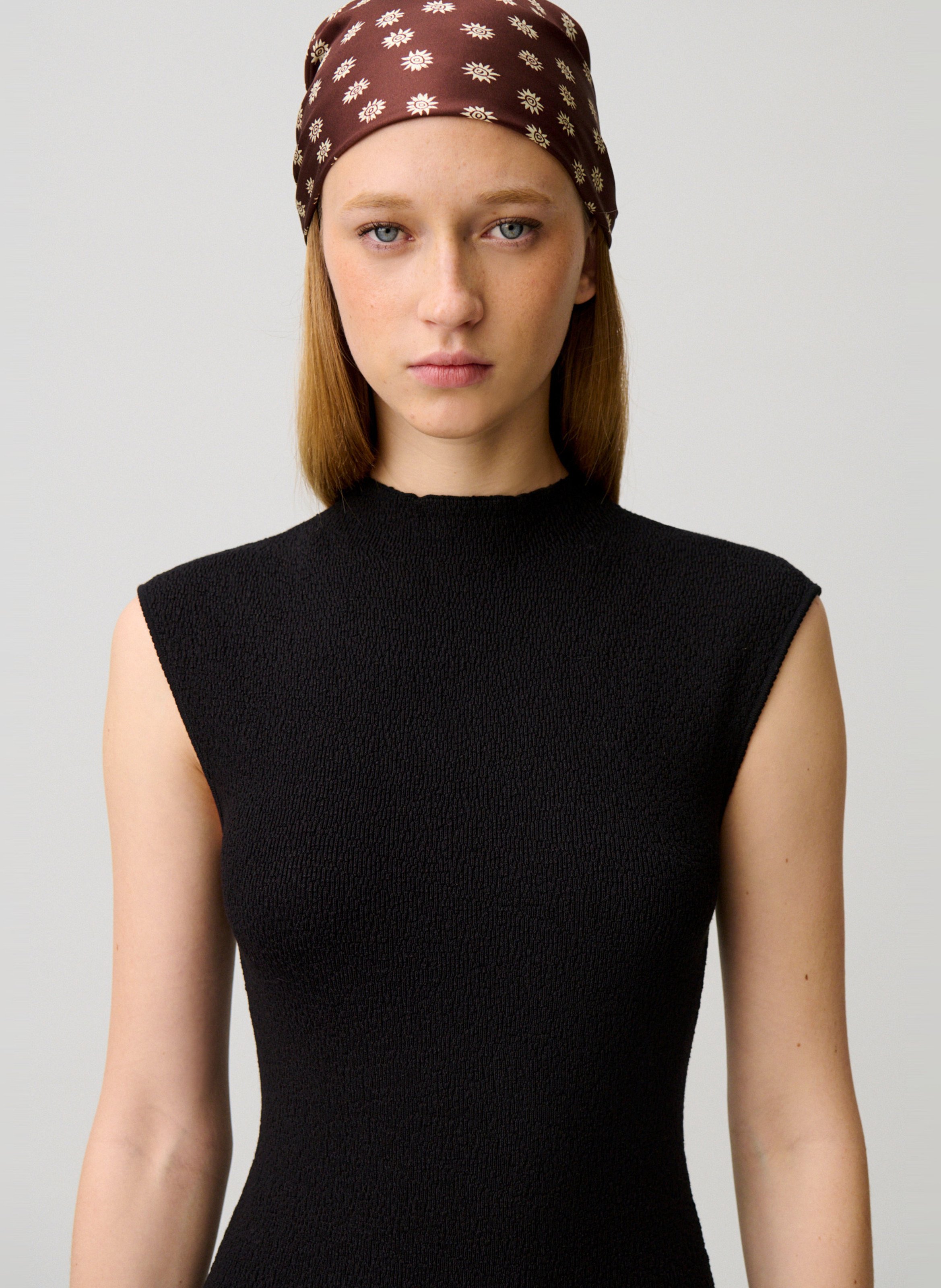 Robe courte ajustée sans manches CLAUDIE PIERLOT Noir