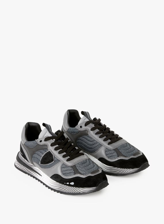 Baskets crantées en cuir mélangé | Noir by PHILIPPE MODEL Baskets crantées en cuir mélangé Noir